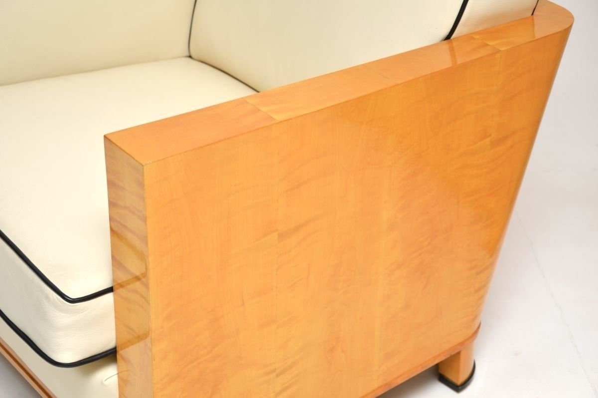 photo furniture Pair Of Swedish Art Deco Armchairs In Leather And Satin Birch