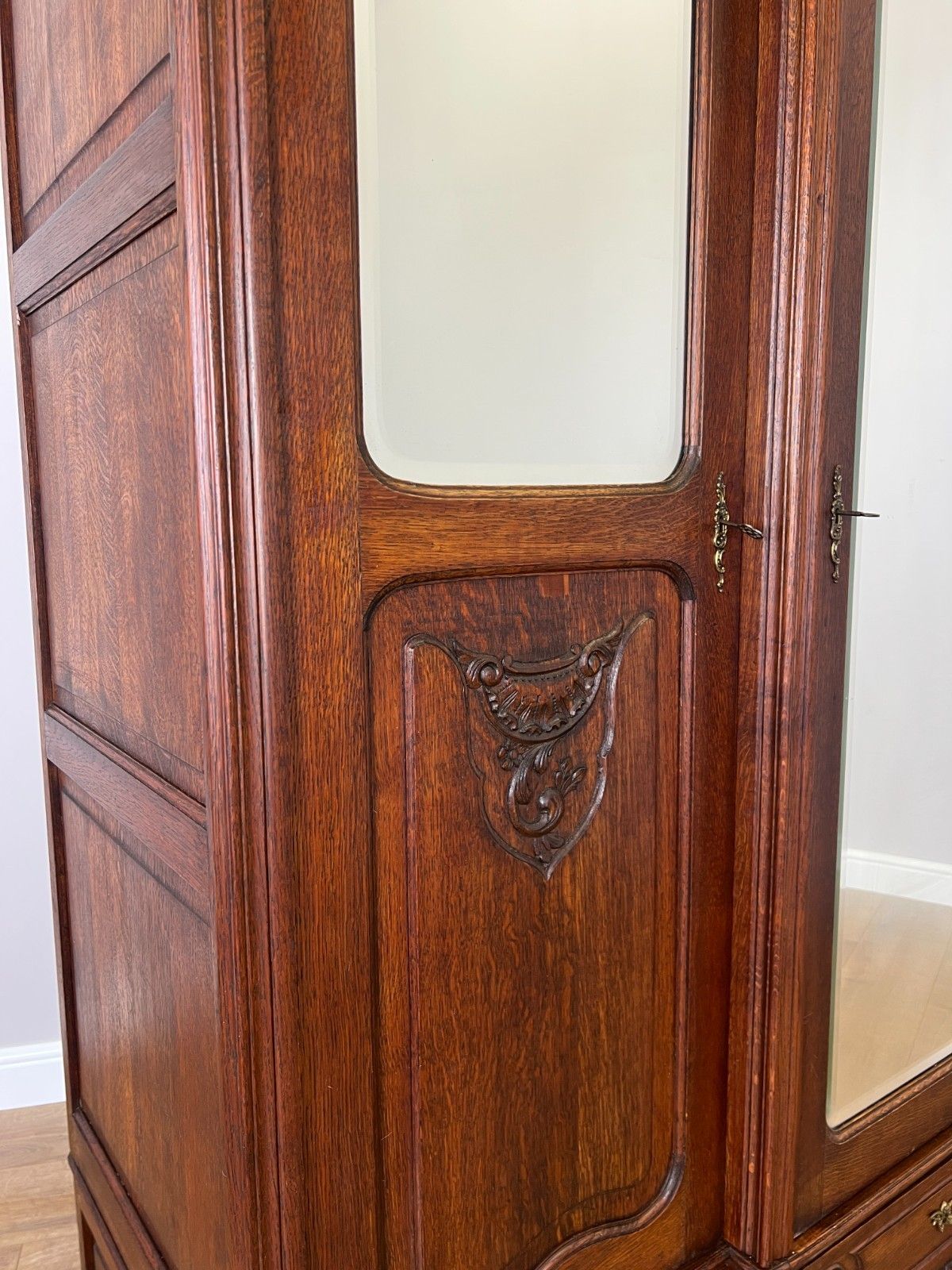 Wardrobe Antique French Rocaille Oak Three Door Carved Mirrored Armoire Lot 4843 photo vinterior