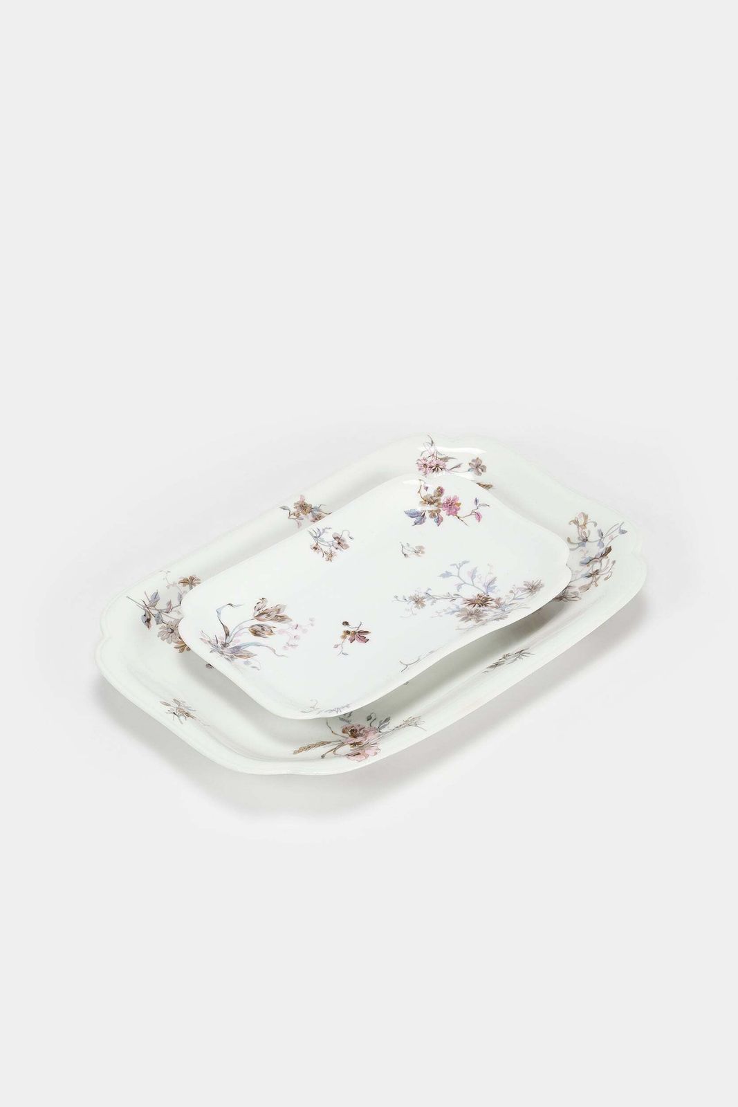 Set Of 2 Serving Plates, Theodor Haviland Limoges, France, Approx. 1890 photo furniture