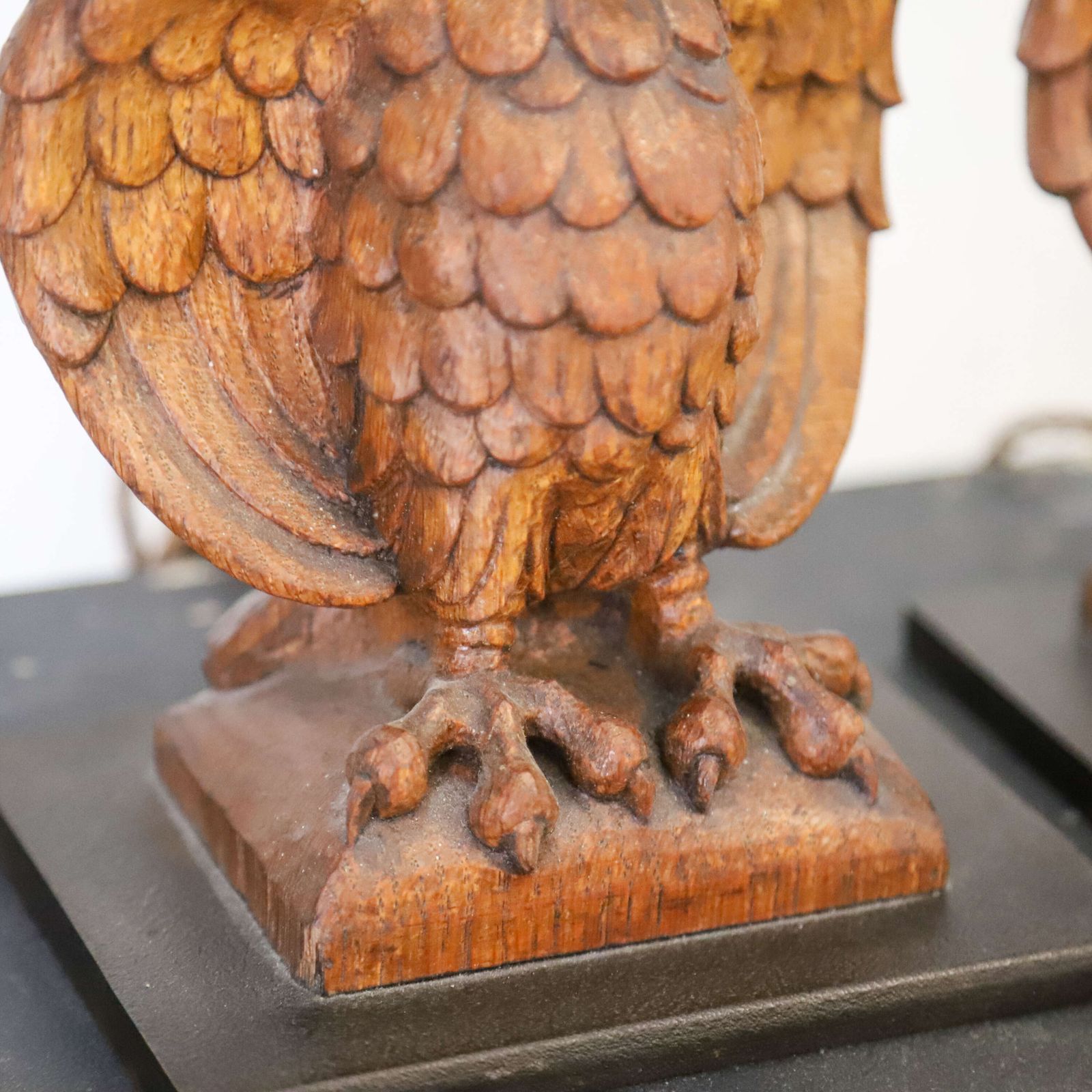 photo furniture Pair Of Carved Wooden Owl Lamps