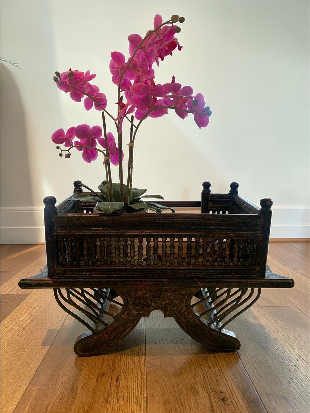 photo vintage Rare 19th Century Burmese "Single Rider" Howdah Carved Lacquered Teak Elephant Seat Saddle Chair