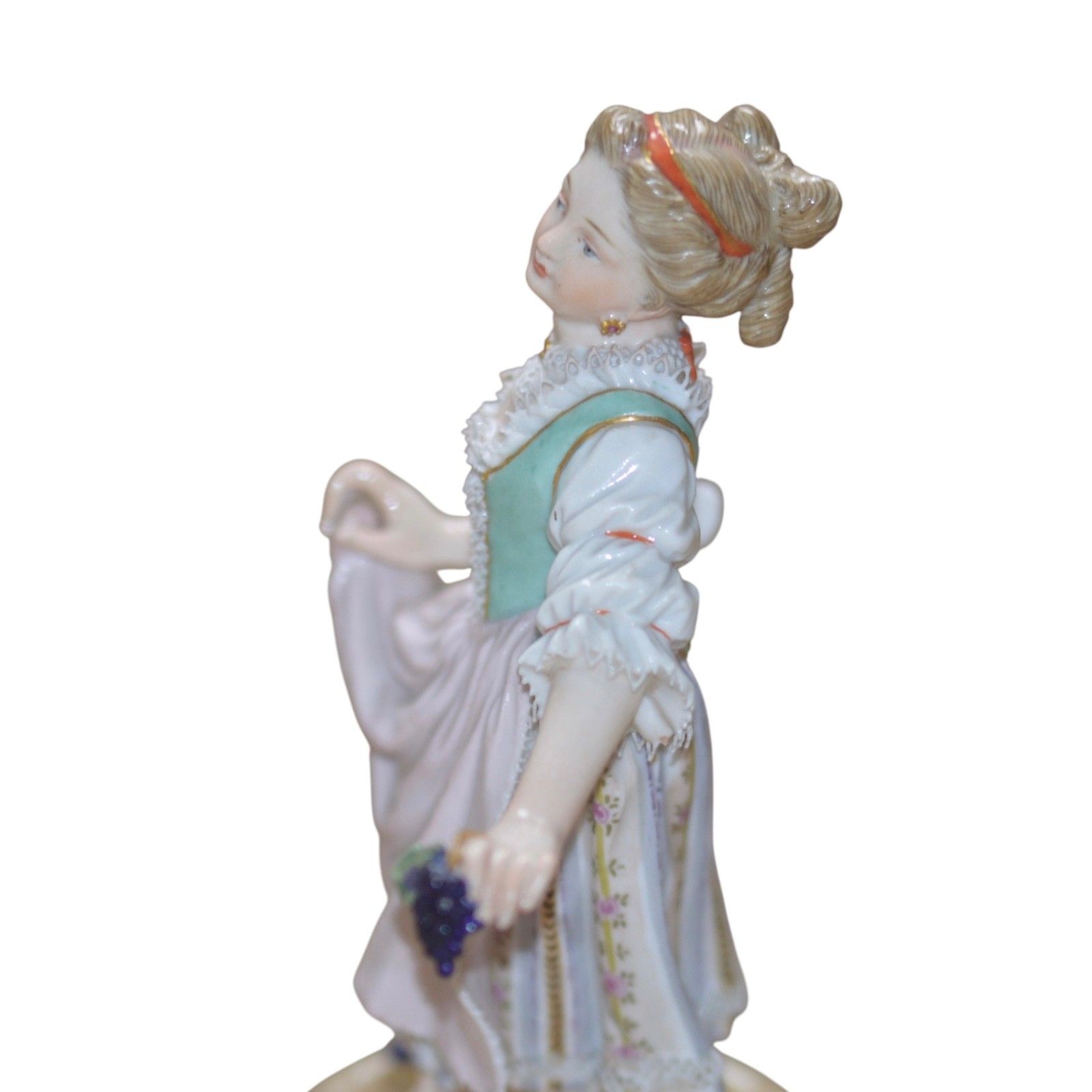 Meissen Porcelain Figure Of A Girl Holding Grapes photo vinterior