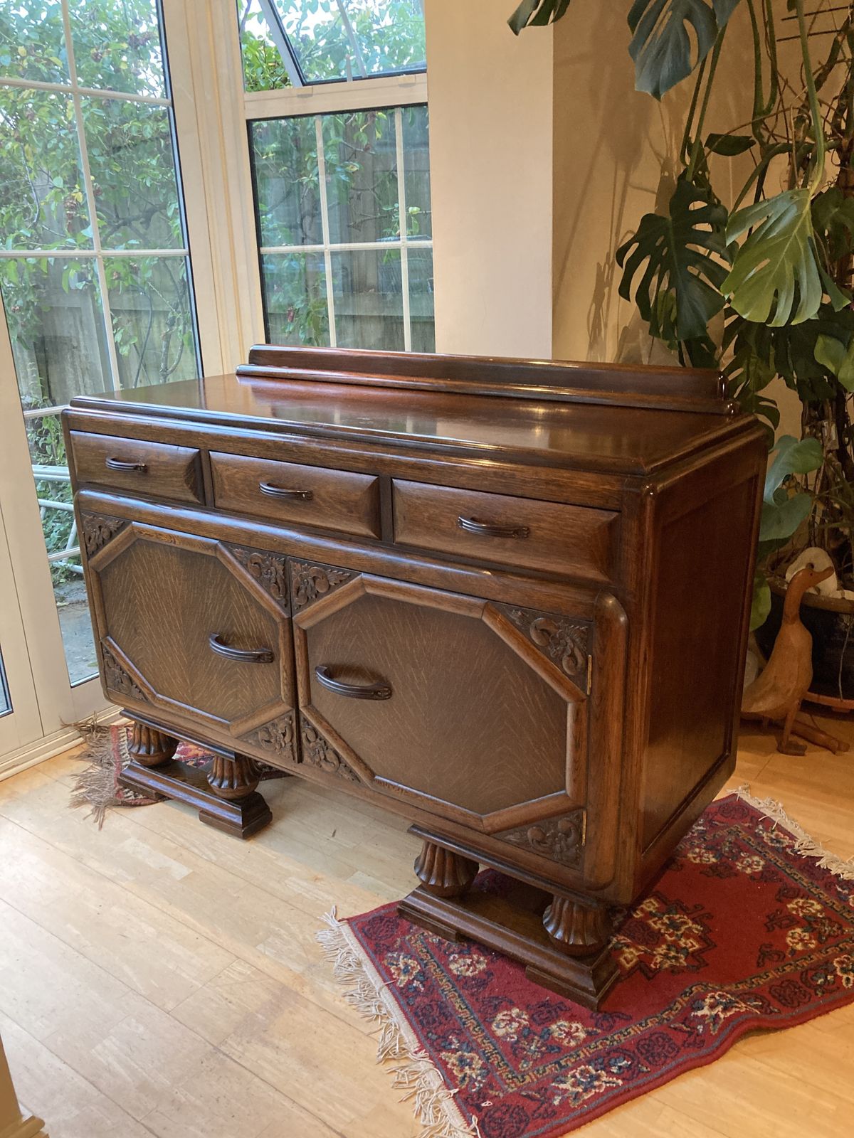 Art Deco 1940’s Mid Oak Sideboard  Geometric Doors With Bulbous Ornate Legs photo vinterior
