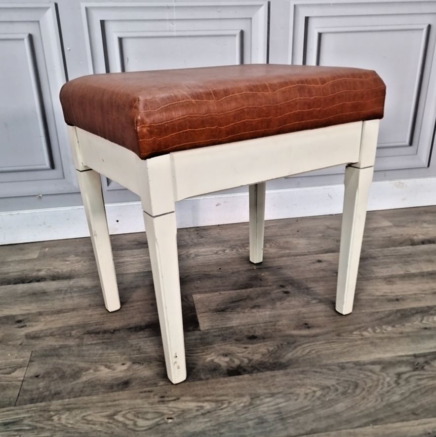 Vintage Piano Dressing Stool – Painted Frame – Brown Faux Leather Seat – Retro