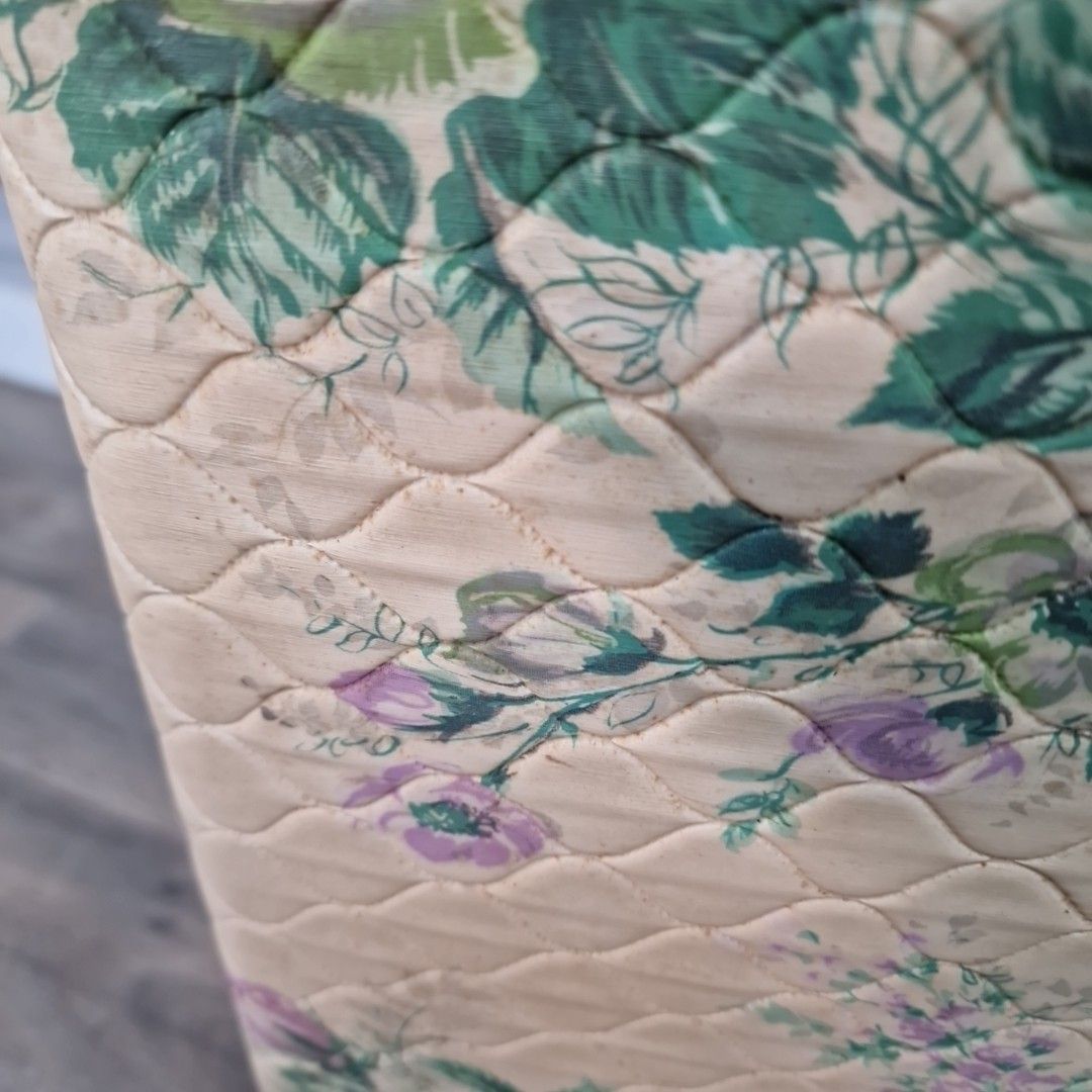 Vintage Floral Laundry Basket – Quilted Vinyl – Retro Linen Basket – Storage Box photo vinterior