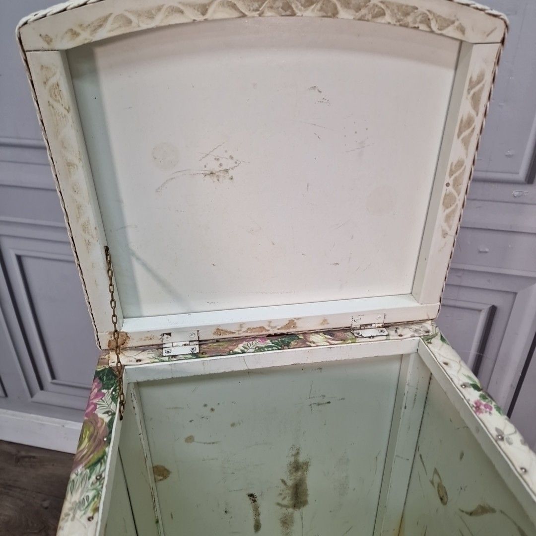 Home Decor Vintage Floral Laundry Basket – Quilted Vinyl – Retro Linen Basket – Storage Box photo