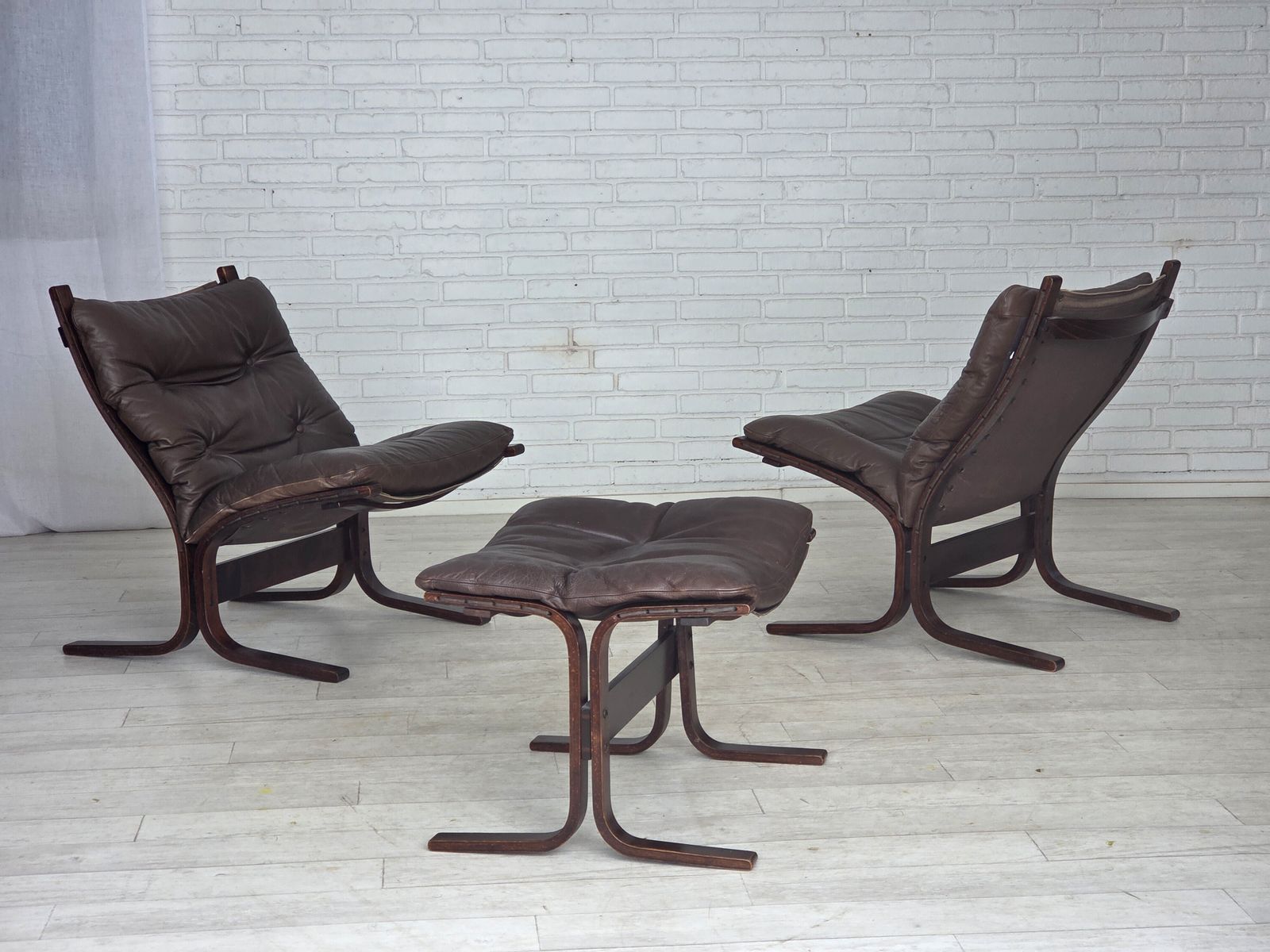 1970s, Norwegian Design By Ingmar Relling, Model "Siesta", Set Of 2 Chairs With Footstool. photo for sale