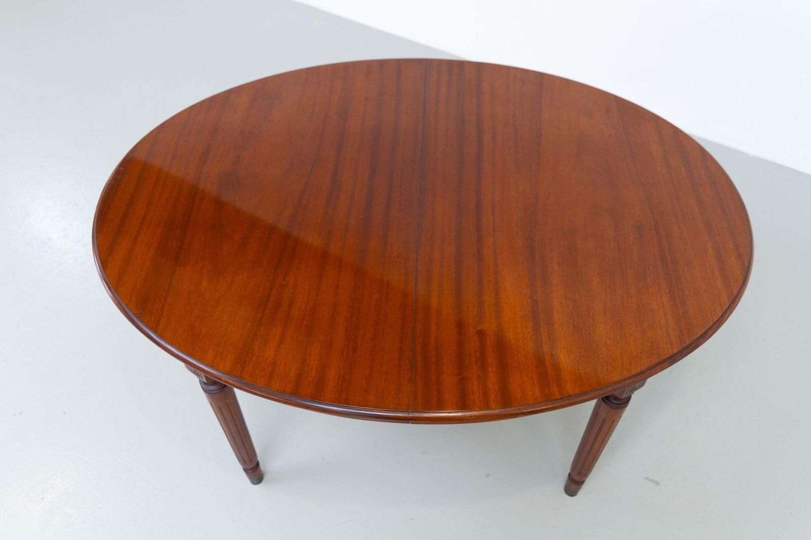 Danish Hepplewhite Oval Mahogany Dining Table By Farre Møbelfabrik, 1970s. photo buy