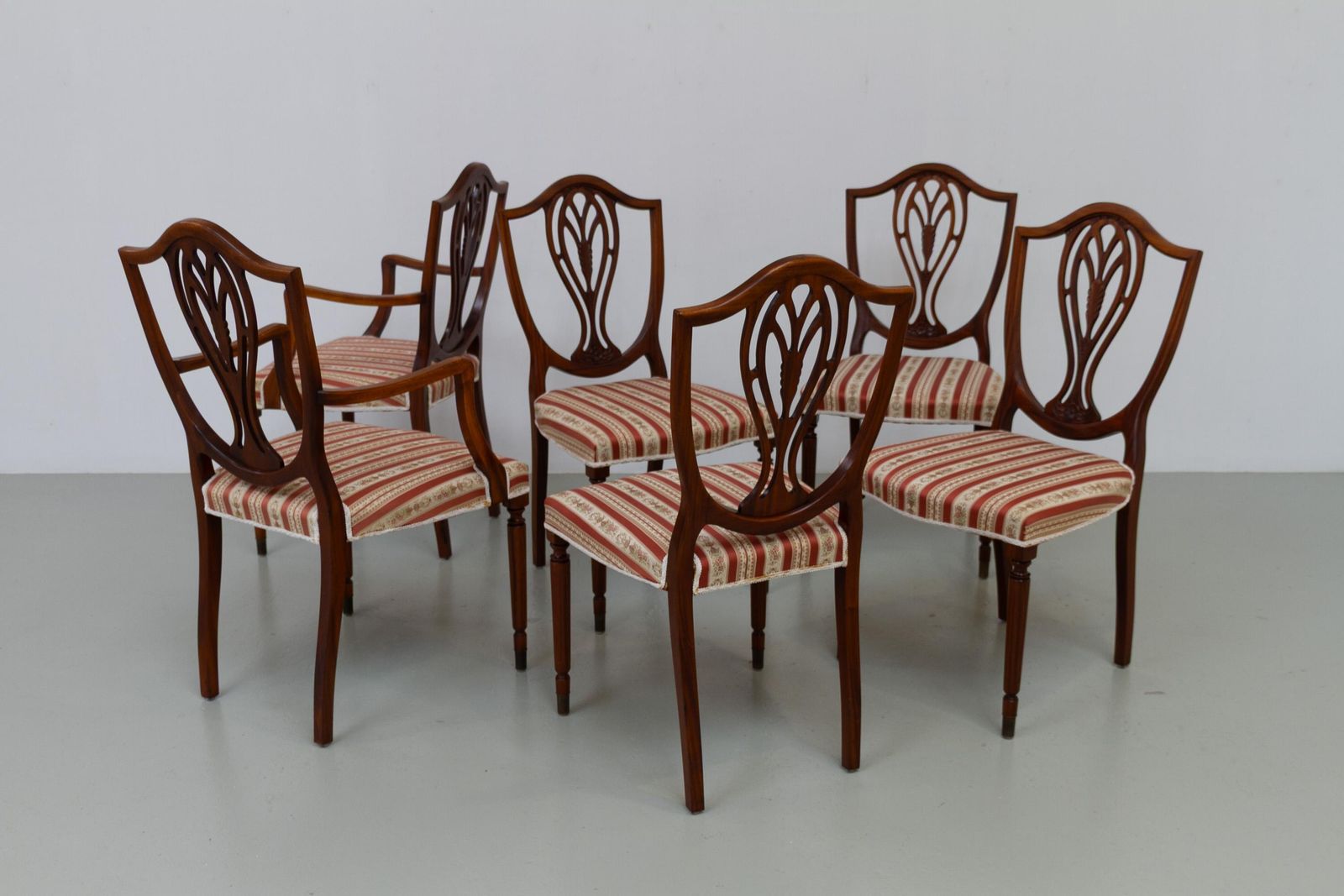 photo vinterior Danish Hepplewhite Mahogany Dining Chairs By Farre Møbelfabrik, 1970s. Set Of 6.