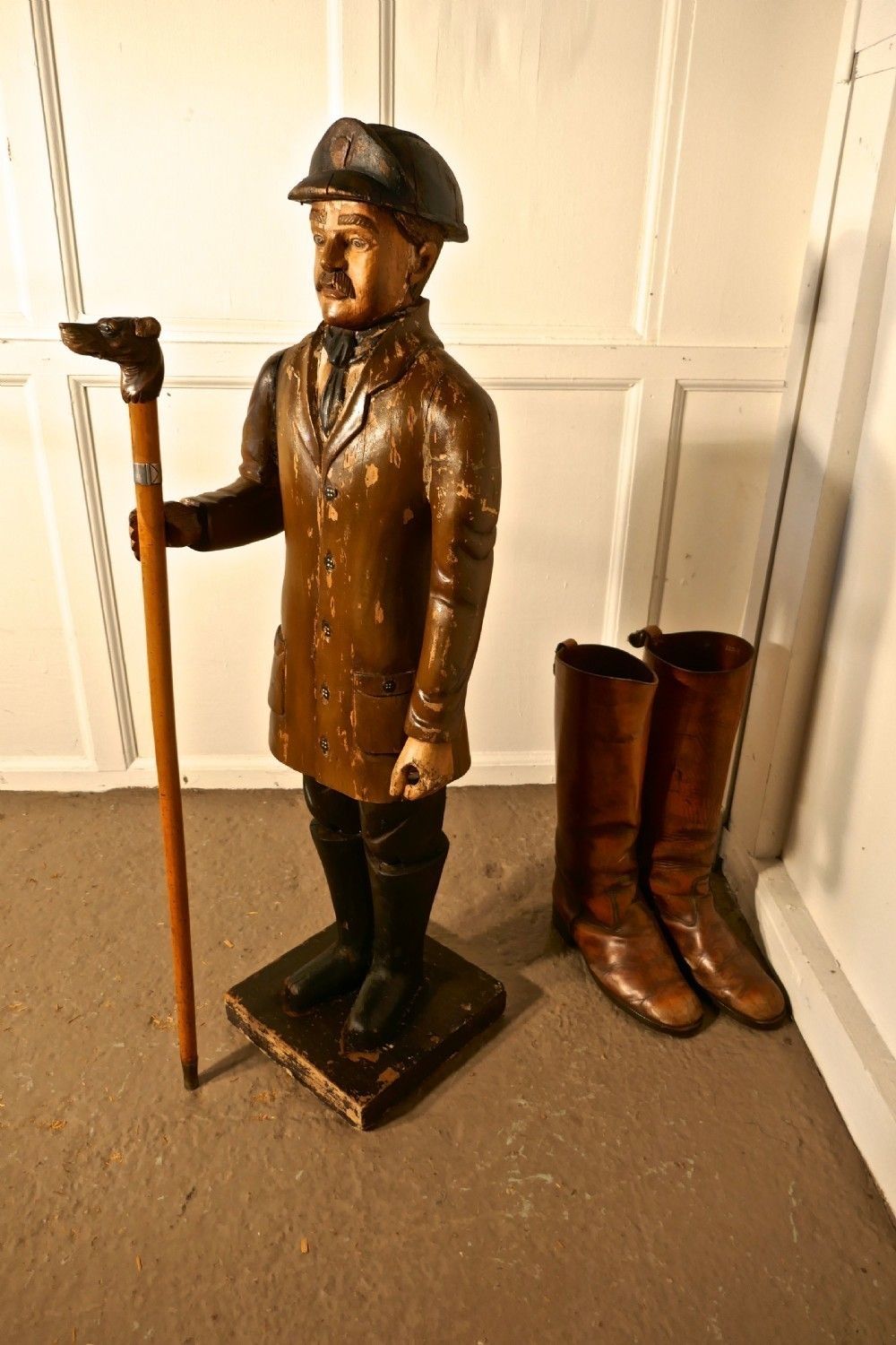 Charming 1920s Wooden Fireman Sculpture, photo vintage