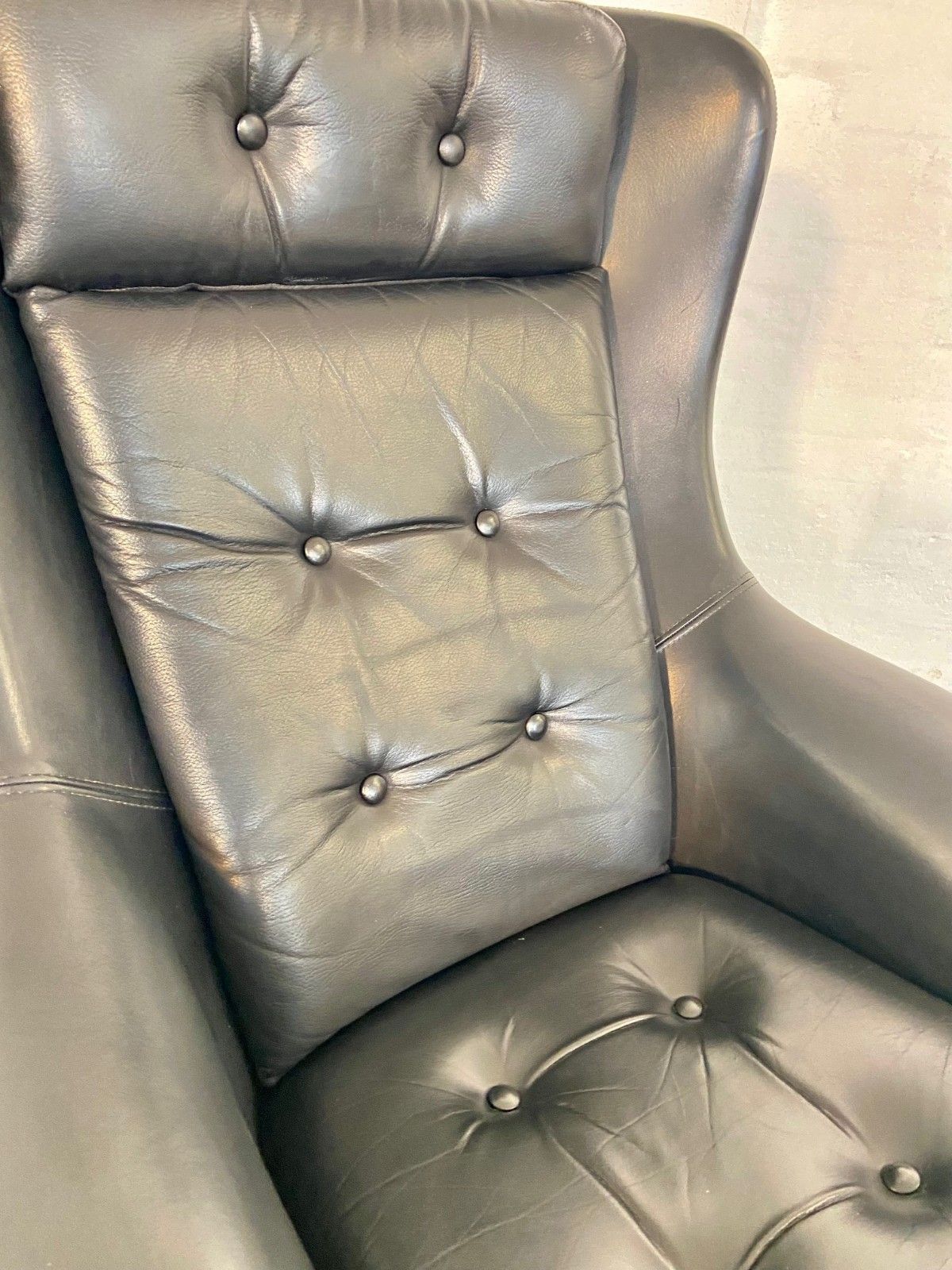 photo buy Vintage Danish Mid Century Black Leather Swivel Chair 1970,S
