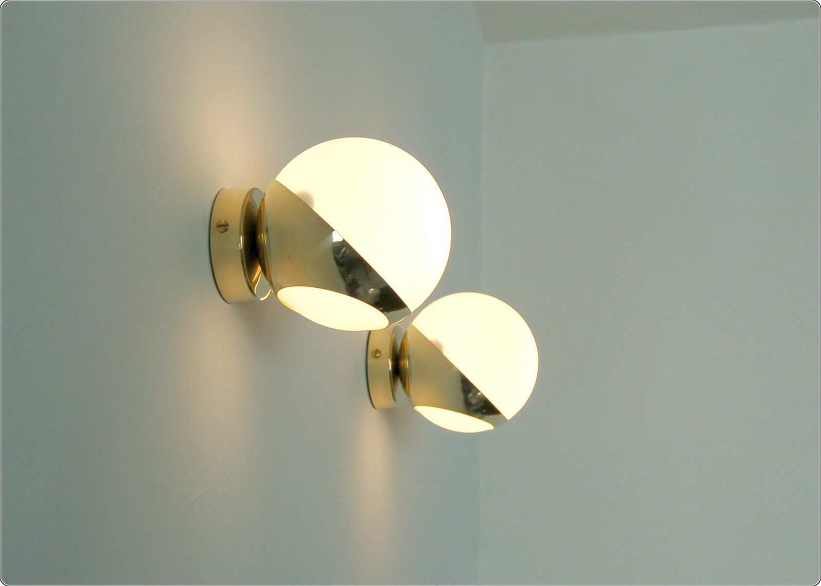 Pair Of Wall Lamp Glass Sphere Brass Fontana Arte Style