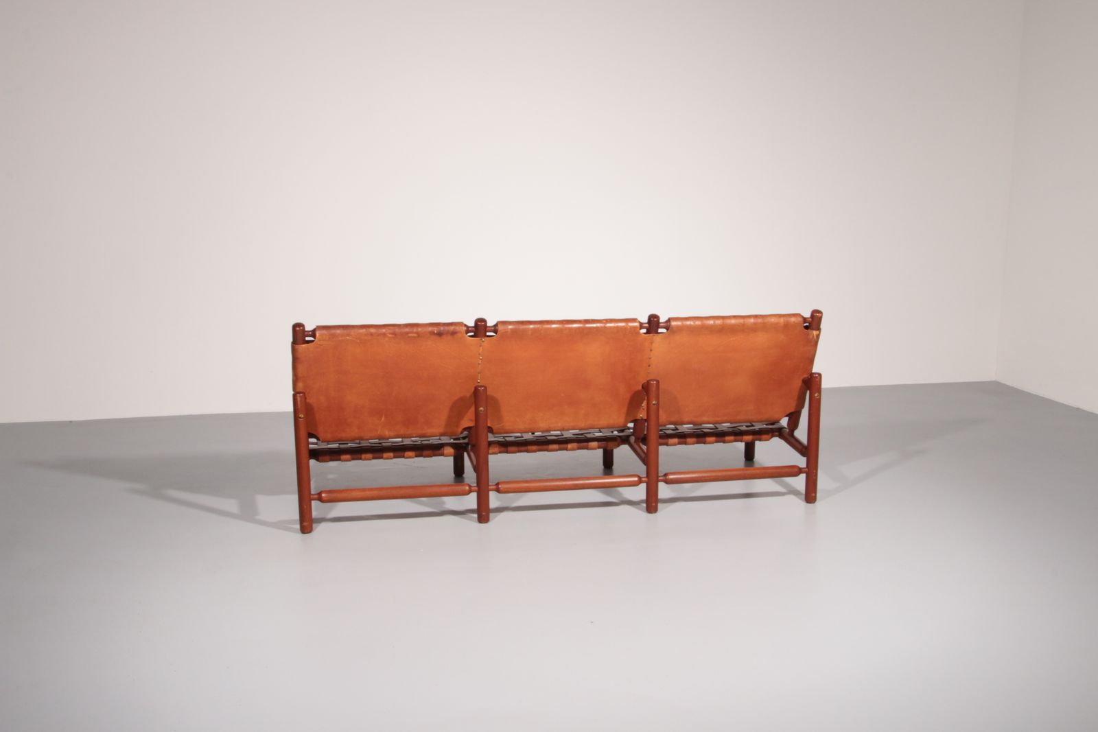photo furniture Three Seater Sofa By Ilmari Tapiovaara For Paolo Arnaboldi, Italy 1957