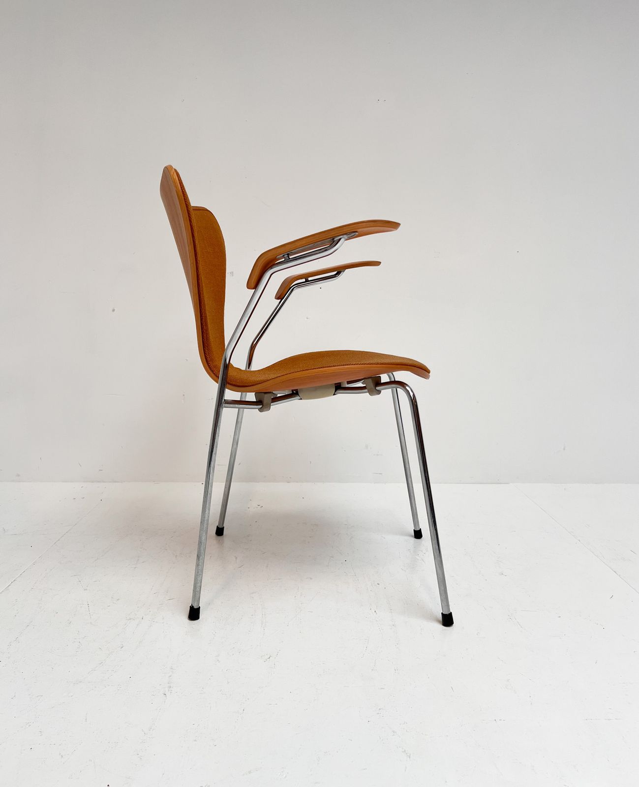 Wooden 3207 Chair By Arne Jacobsen For Fritz Hansen, 1980s photo buy
