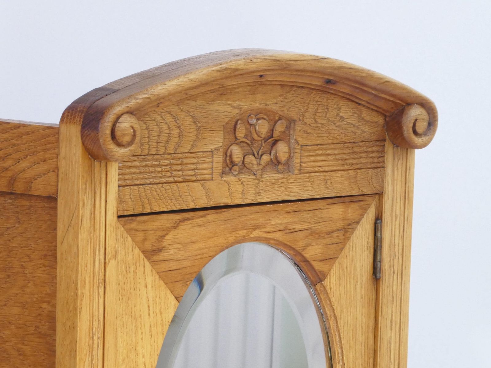 Art Deco Wooden Cabinet With Oval Mirror, Antique Carved Floral Apothecary With Beveled Mirror, Small Chest With Lock, Farmhouse Decor photo Furniture
