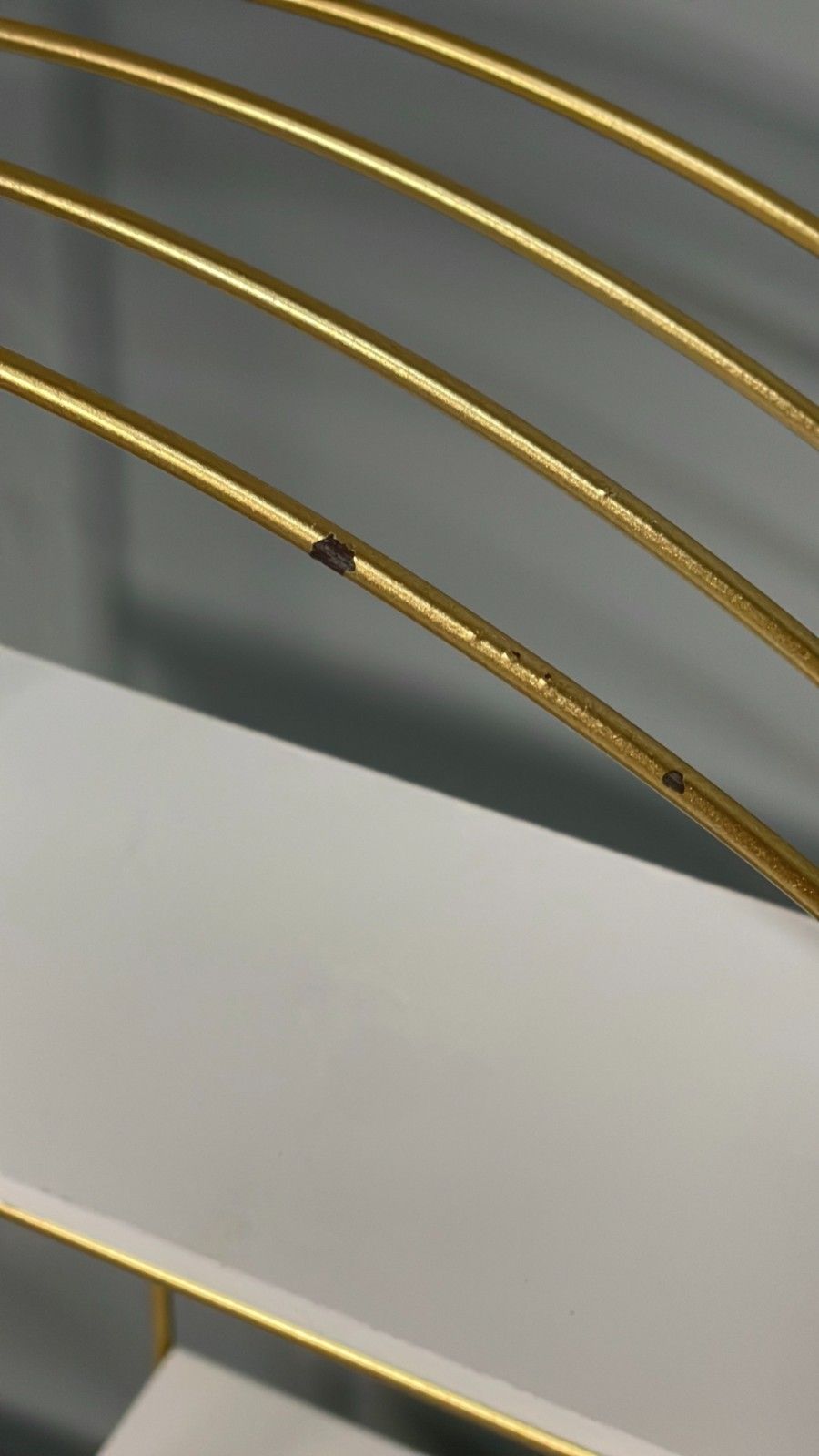 Vintage 1960s Round Shelving Wall Mounted Gold & White Wire Framed Eb11491 Mwoo photo vinterior