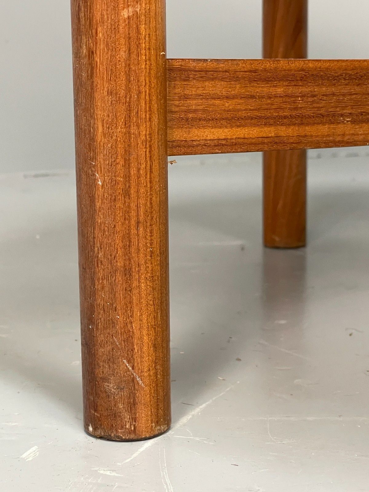photo vinterior Vintage Teak Coffee Table 1960s Round Shape Mid Century Eb11509 Mwoo
