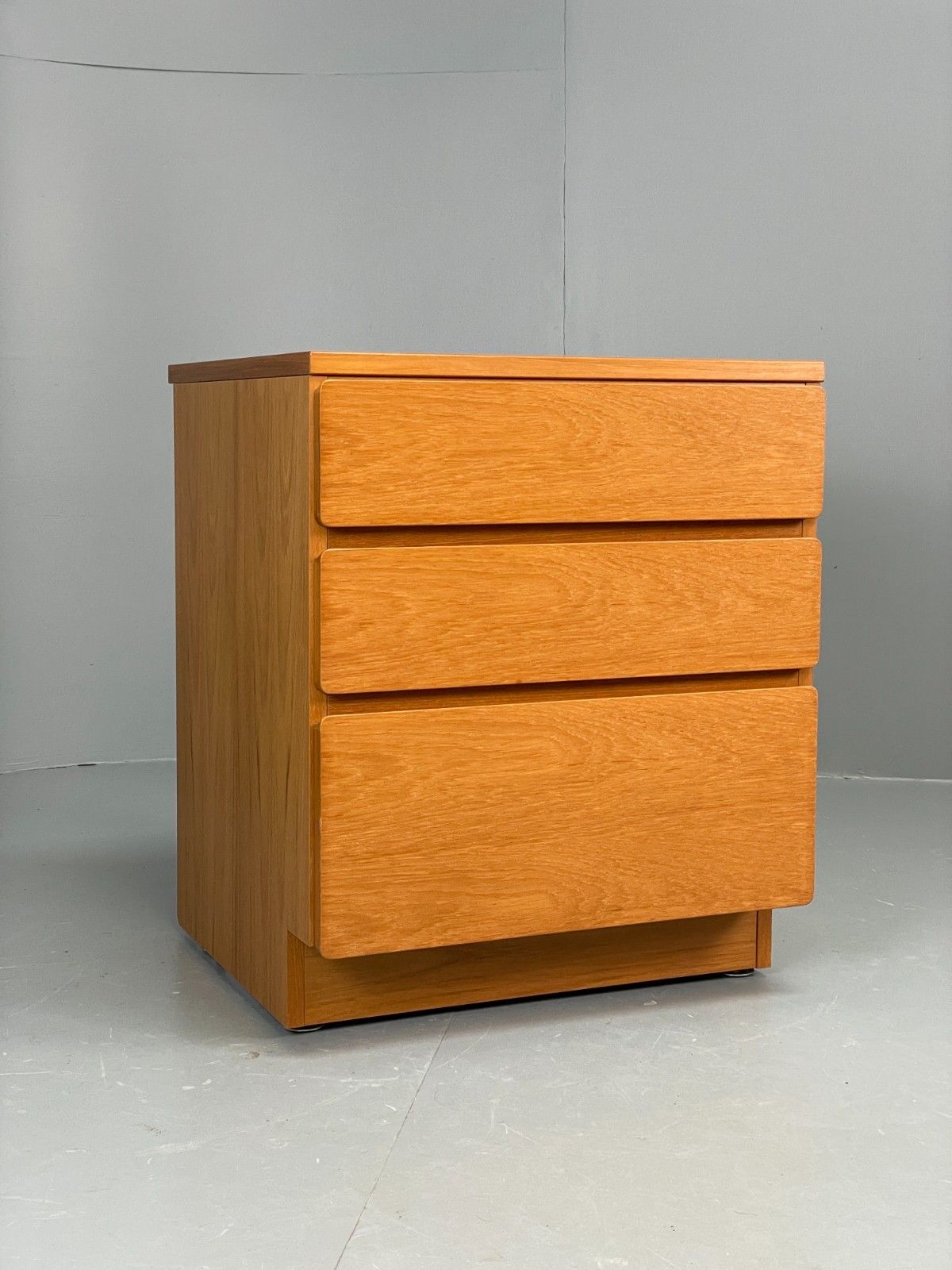 Vintage Chest Of Drawers Teak By Beaver & Tapley Retro 1980s Eb11556 Mwoo photo furniture