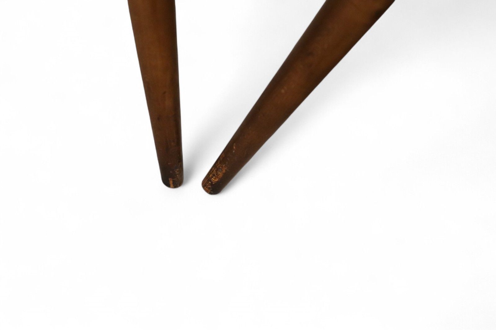 photo furniture Set Of 4 Ercol Goldsmith Dining Chairs Dark Wood Solid Elm & Beech