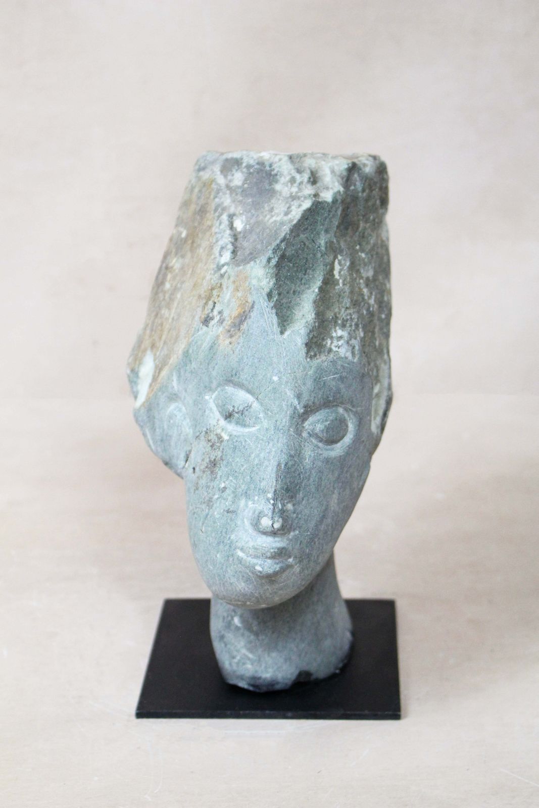 Stone Head Sculpture By Rizimu Chiwawa Zimbabwe 30.10