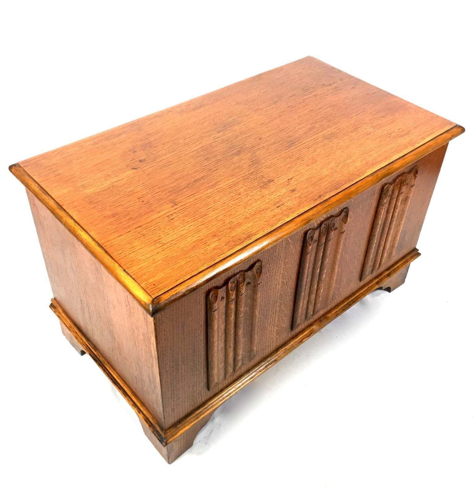 Vintage Wooden Oak Panelled Blanket Box / Coffer / Mid Century C.1950 / Antique photo Home Decor