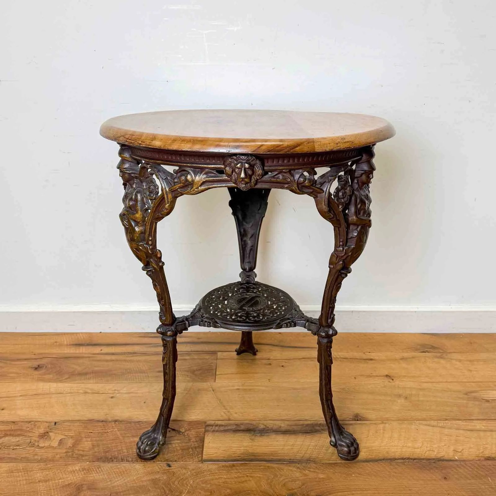 Victorian Baxendale & Co Britannia Cast Iron Pub Table photo Furniture