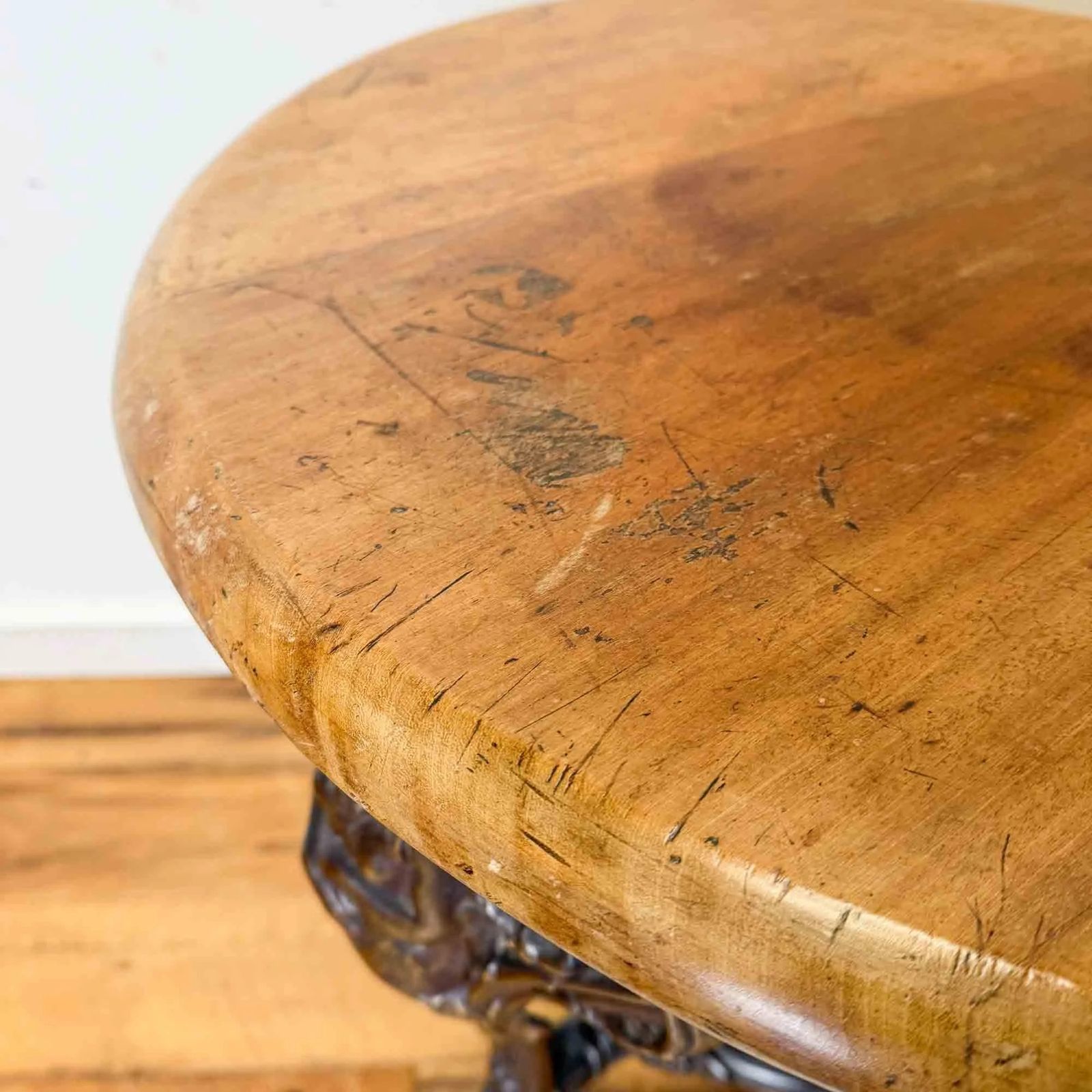 Victorian Baxendale & Co Britannia Cast Iron Pub Table photo buy