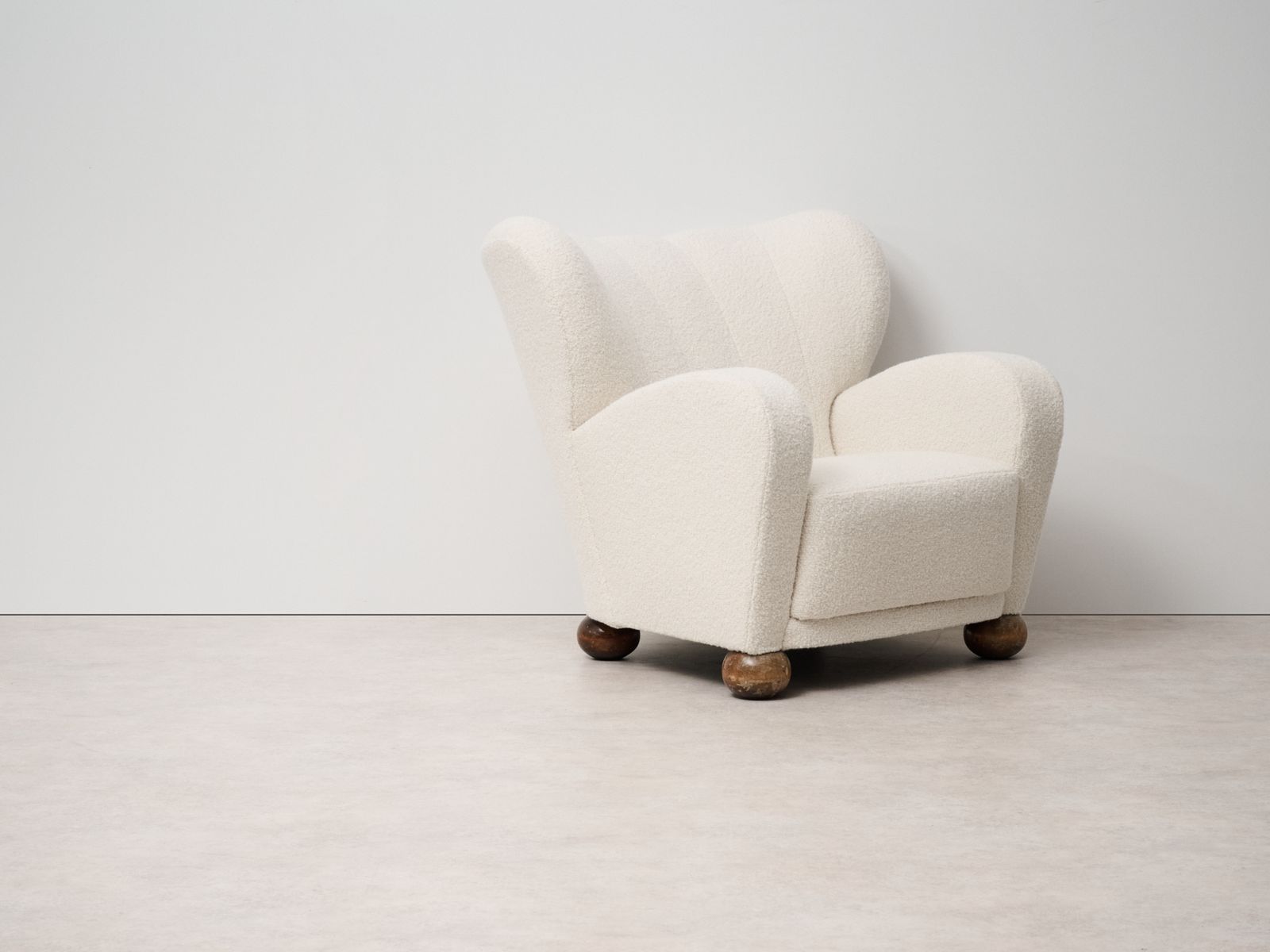 photo furniture Märta Blomstedt 'Aulanko' Armchair Hämeenlinna, Finland, 1940s
