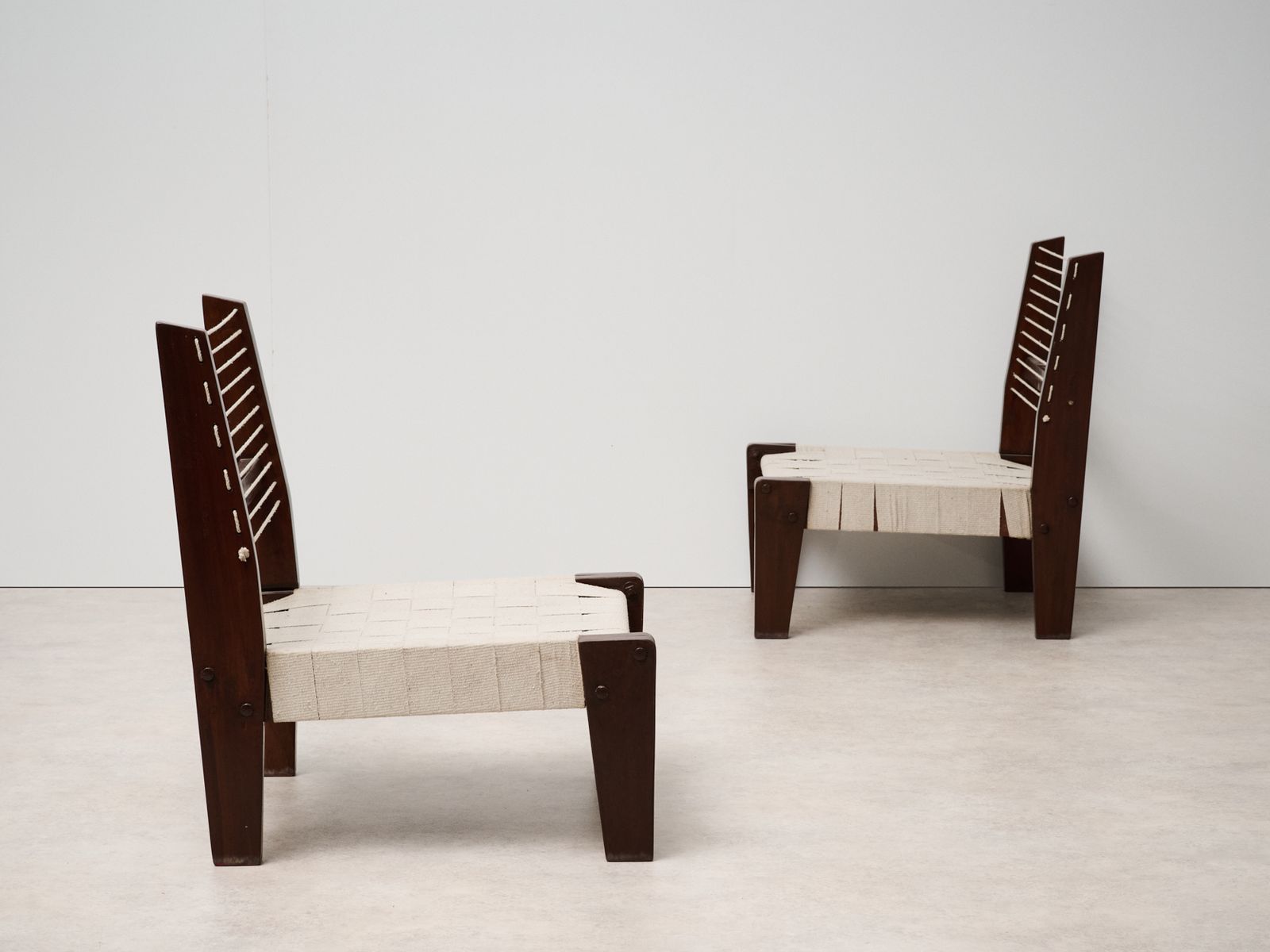 photo buy Pierre Jeanneret Lounge Chairs Model No. 'Pj Si 08 A' Chandigarh, India, C1953
