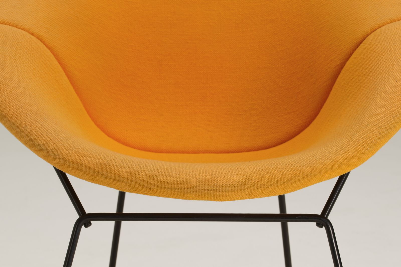 Diamond Chair – Yellow Upholstery   Harry Bertoia photo buy
