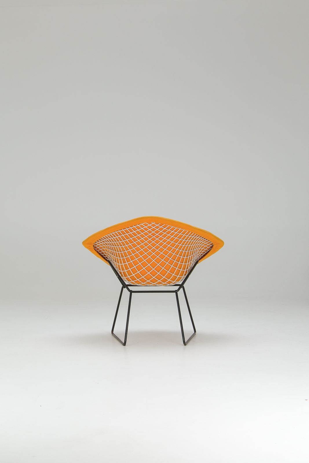 photo buy Diamond Chair – Yellow Upholstery   Harry Bertoia