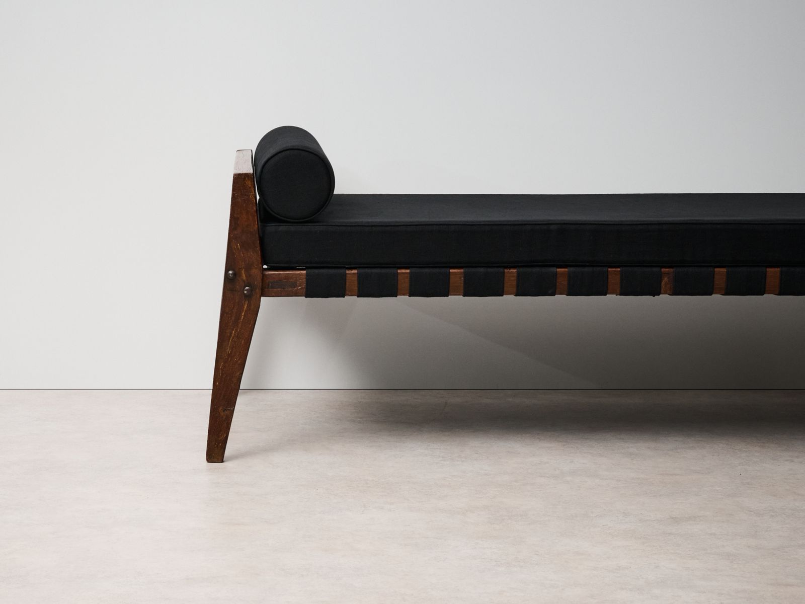 Pierre Jeanneret Demountable Daybed Model No. 'Pj L 01 A' Chandigarh, India, 1955 1956 photo furniture