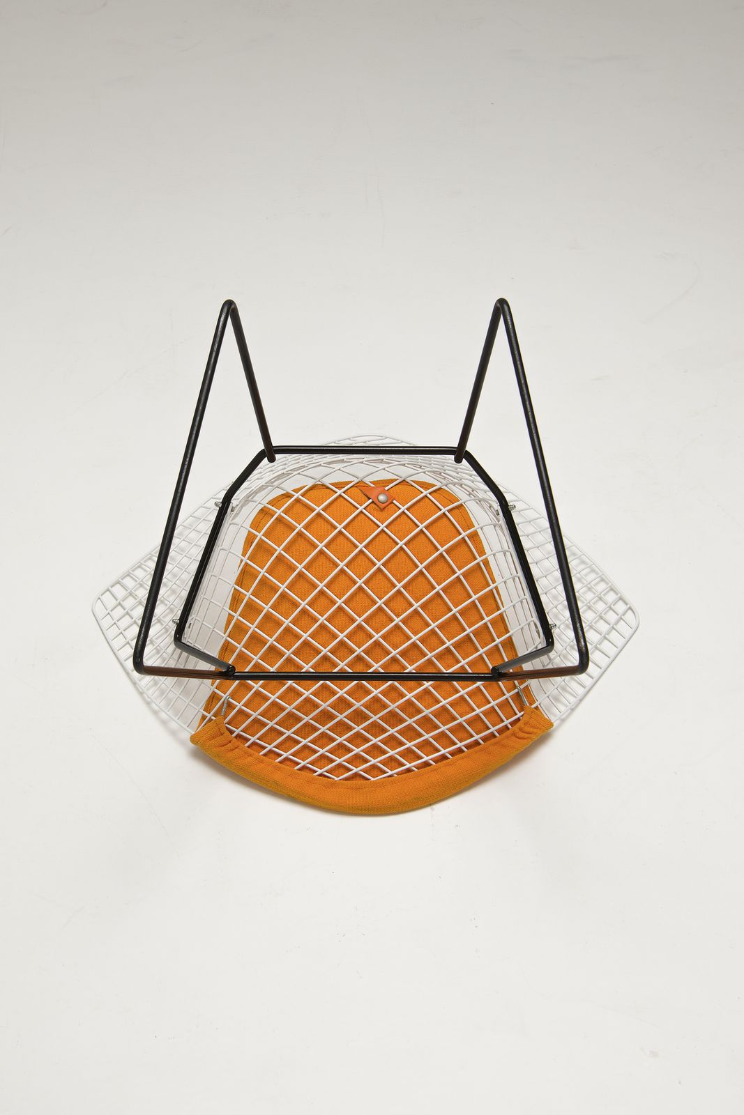 Diamond Chair   Yellow Seatpad   Harry Bertoia photo for sale