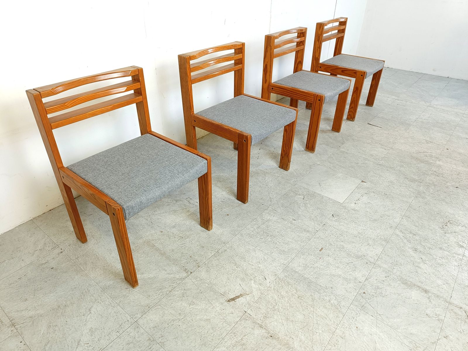 Set Of 4 Pine Wood Sg 1200 Dining Chairs By Cees Braakman, 1970s photo vinterior