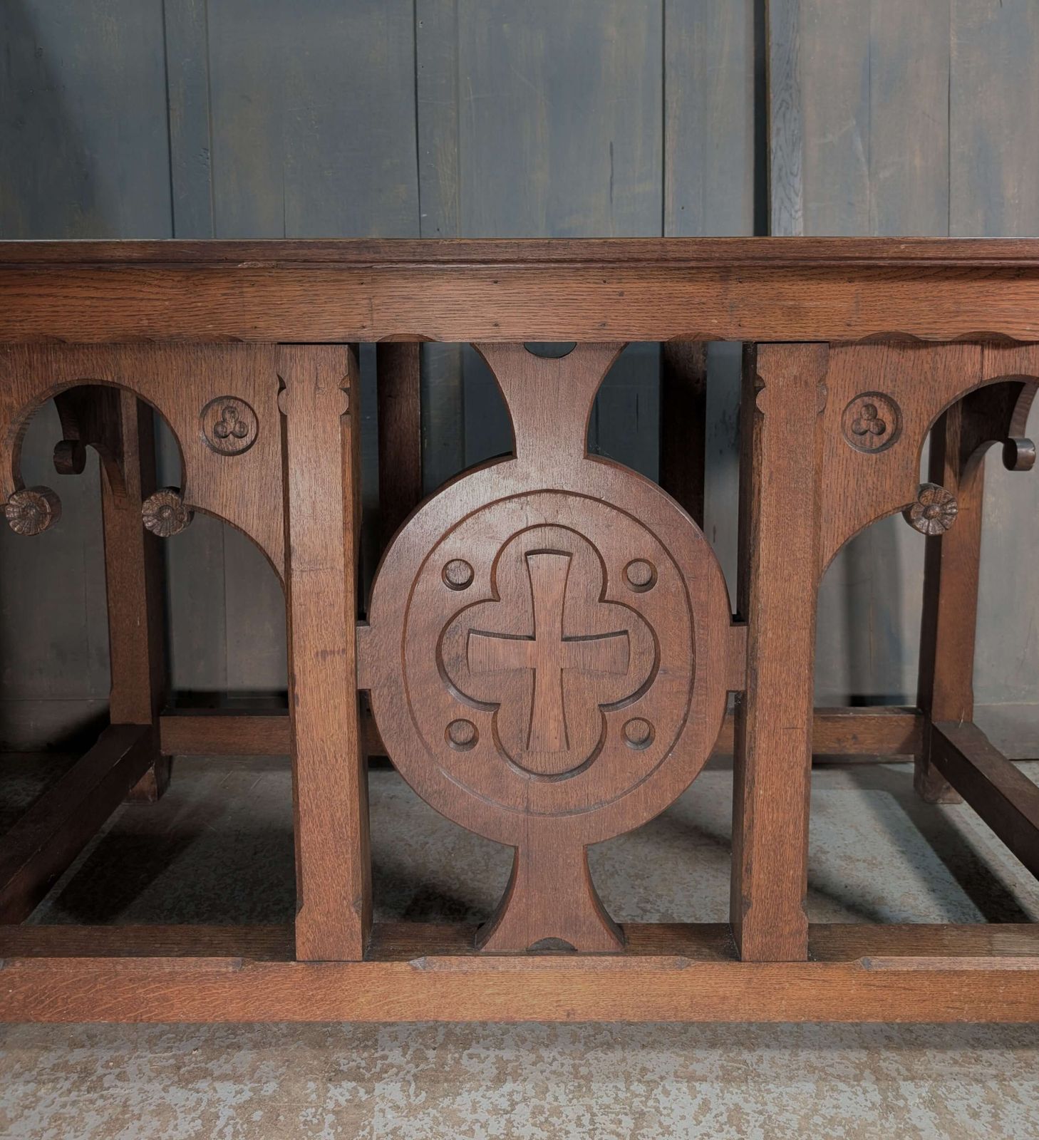 Well Made Heavy Vintage Gothic Oak Church Altar photo vinterior