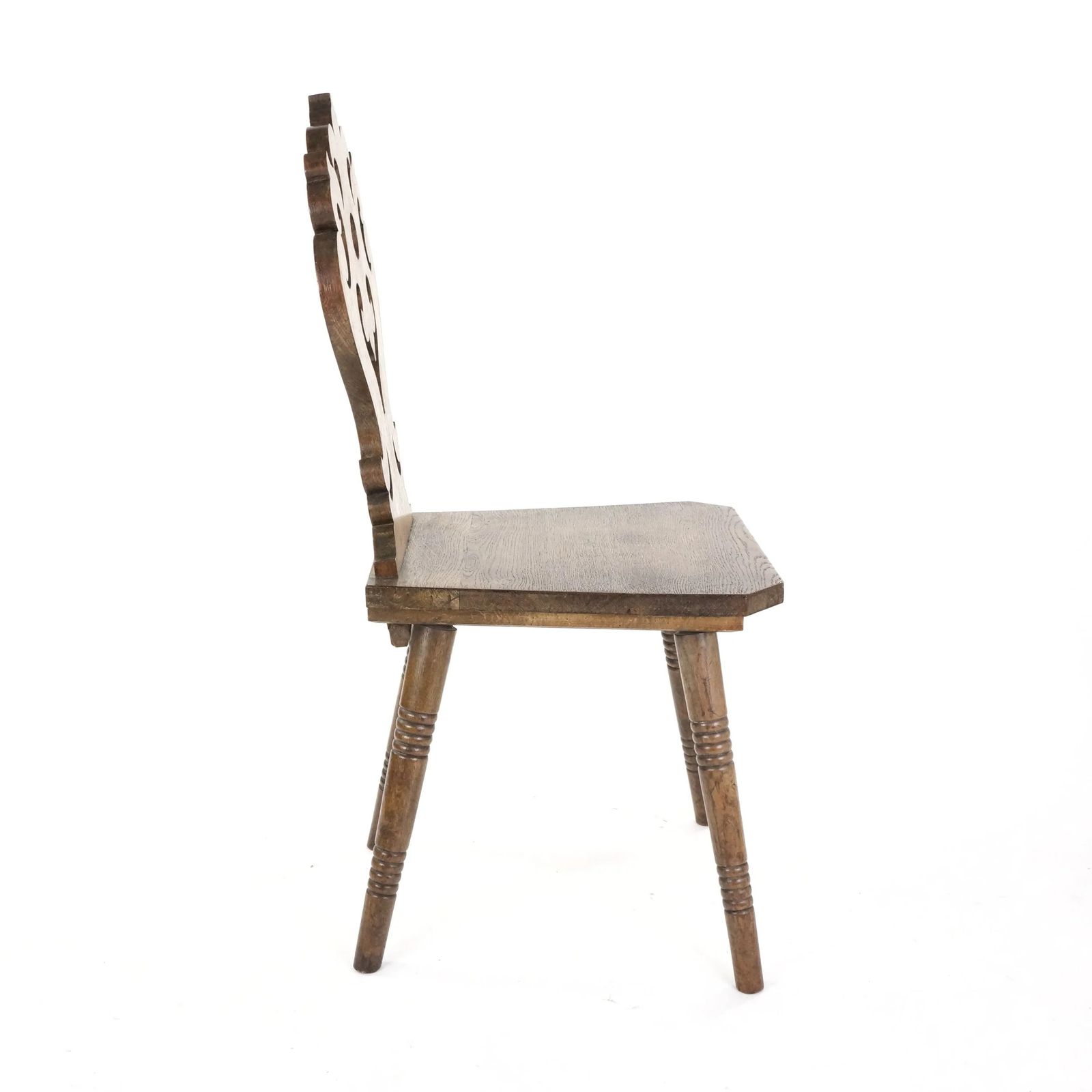 A Pair Of 19th Century German Carved Oak Hall Chairs photo vinterior