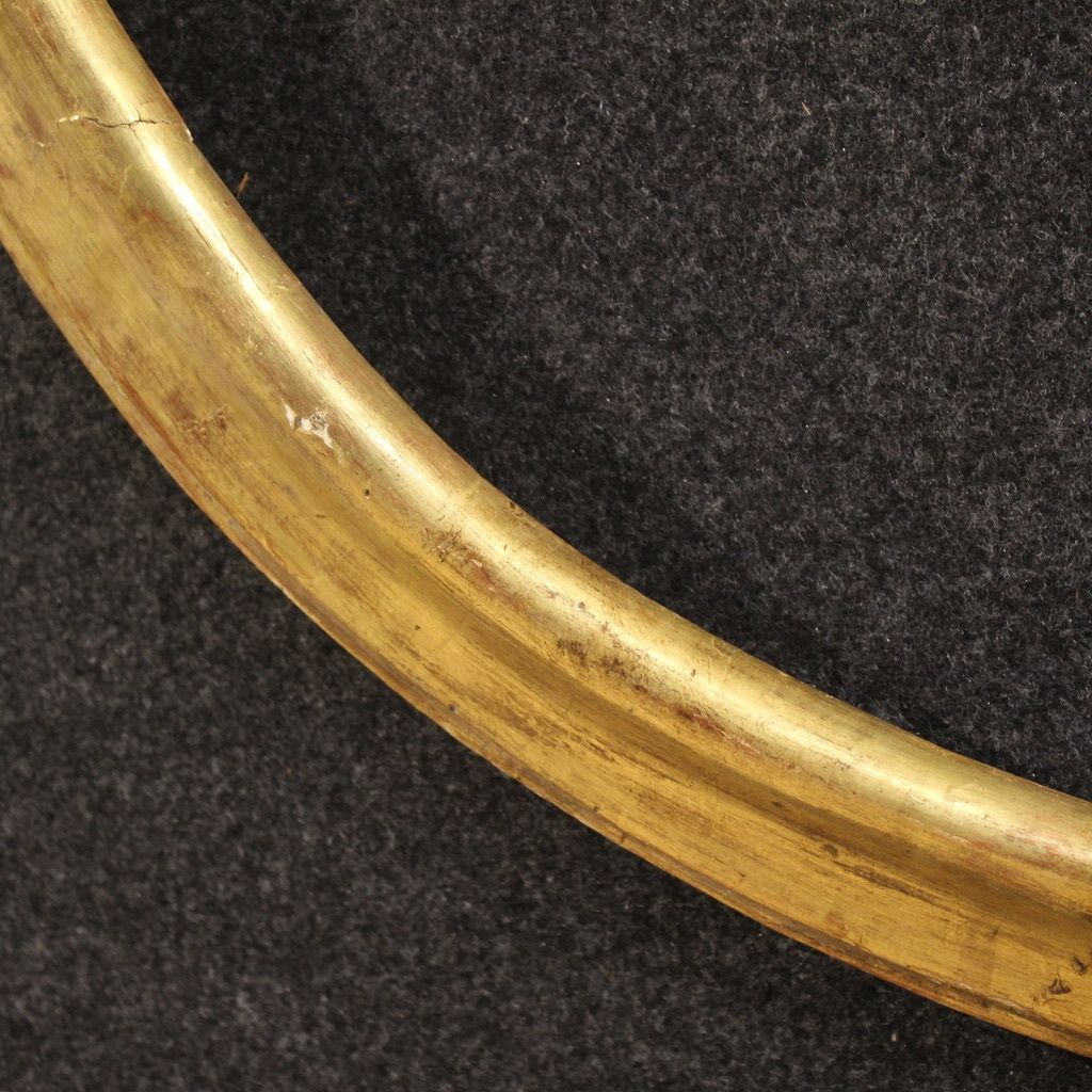 19th Century Italian Oval Gilded Frame photo vinterior