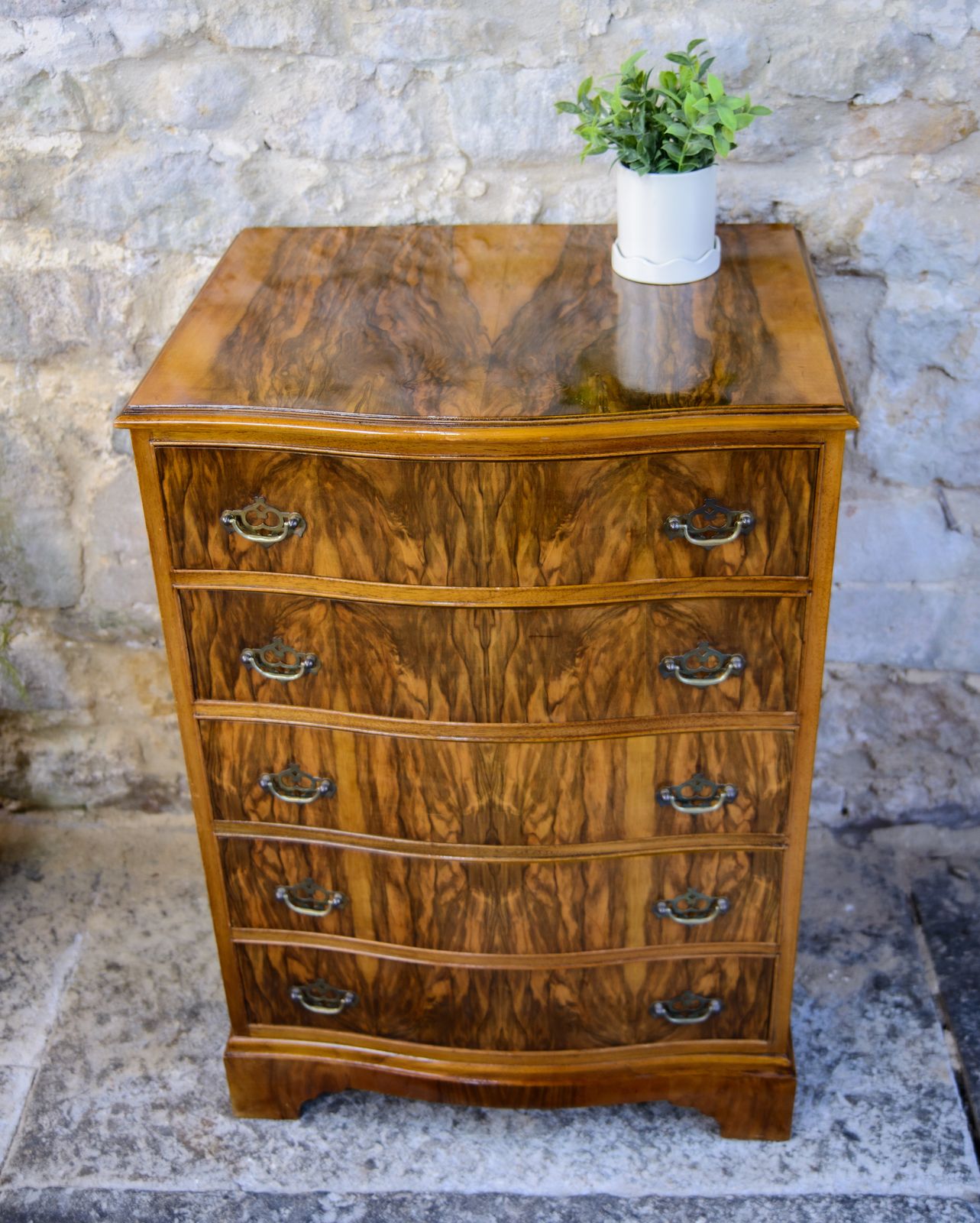 photo furniture Regency Style Walnut Chest Of Drawers   Serpentine Front