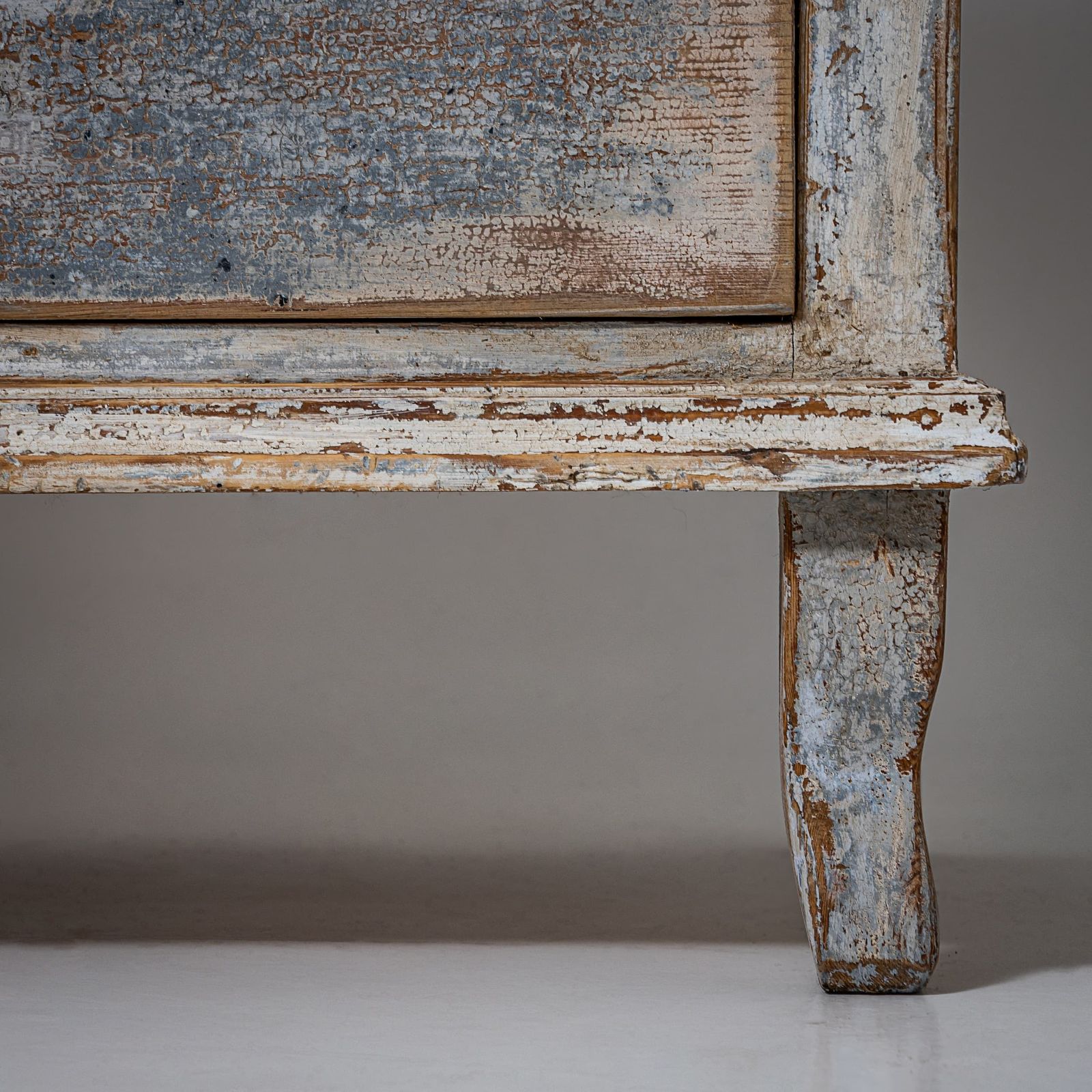 Biedermeier Ladekast, Beschilderd Met Historische Motieven, 1835–1840, Zuid Duits photo vinterior