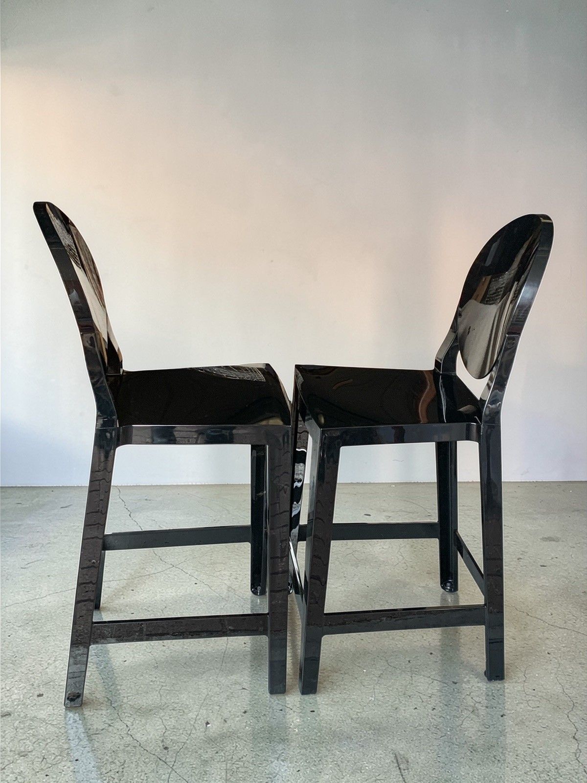 photo vinterior Pair Of Philippe Starck –Kartell ‘One More’ Counter Stools (65cm)  Glossy Black