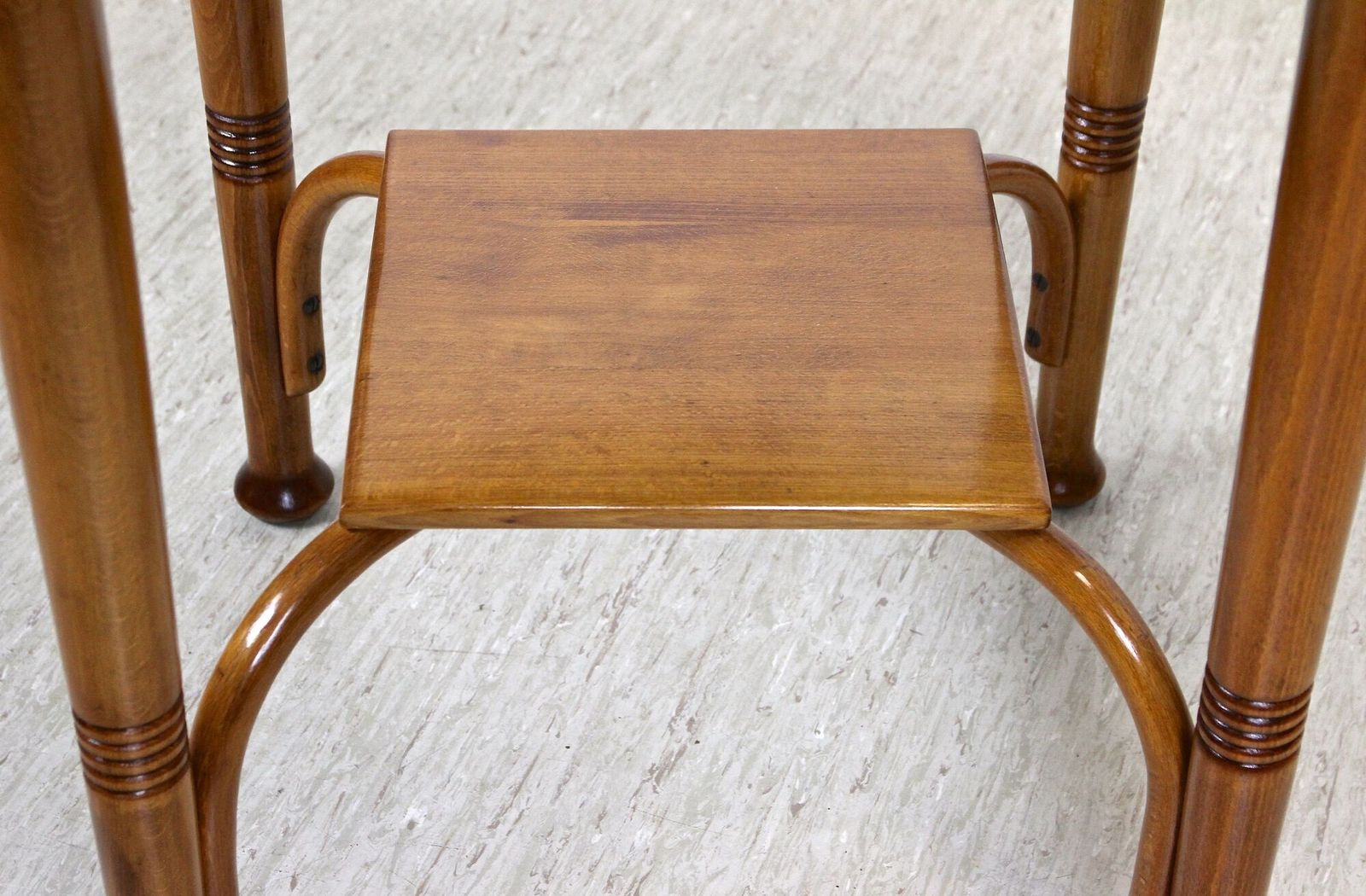 5950.0 20th Century Art Nouveau Thonet Seating Set   4 Chairs, At Circa 1915 photo