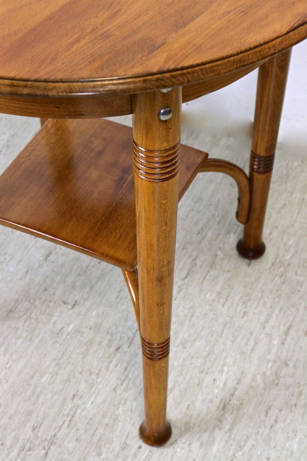 photo vintage 20th Century Art Nouveau Thonet Seating Set   4 Chairs, At Circa 1915