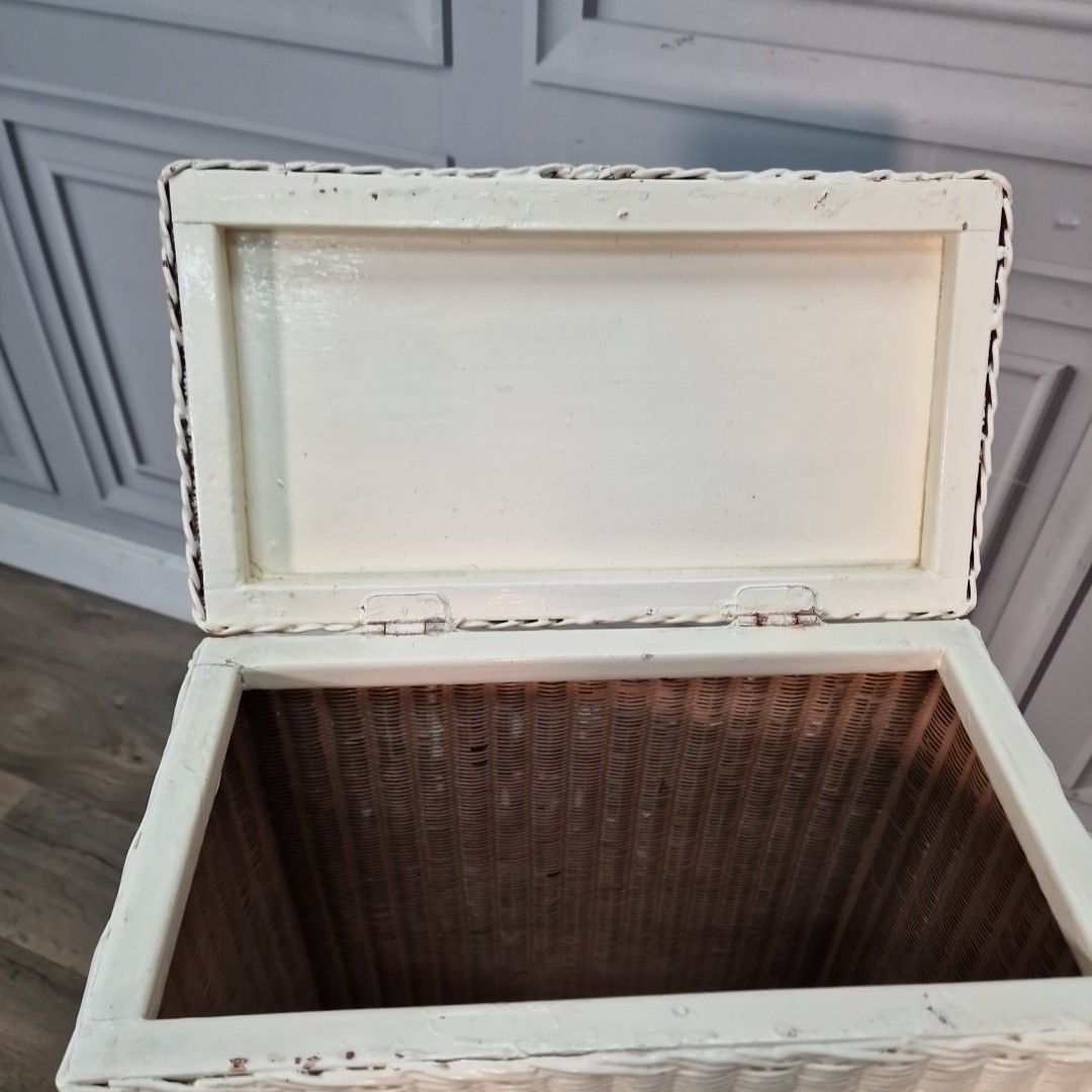 Vintage Wicker Laundry Basket Lloyd Loom Style Lined Storage Blanket Box Retro photo 55.0