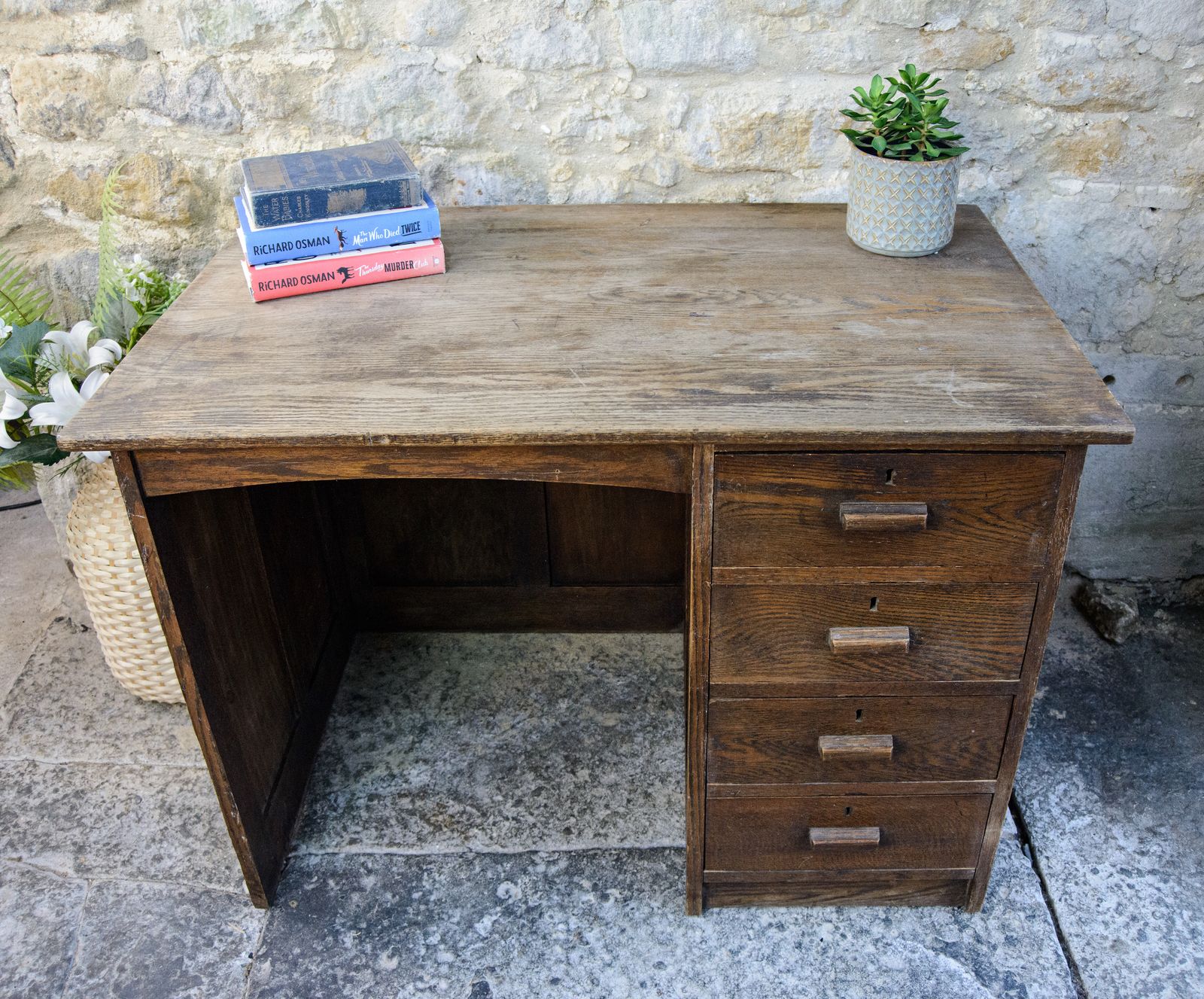 Antique Oak Kneehole Desk   Single Pedestal   1920s 1930s photo vintage
