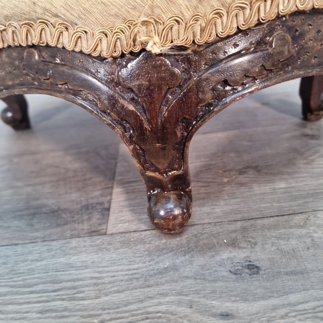 70.0 Antique Oval Footstool Carved Wood Cabriole Legs Low Ottoman French Louis Style photo