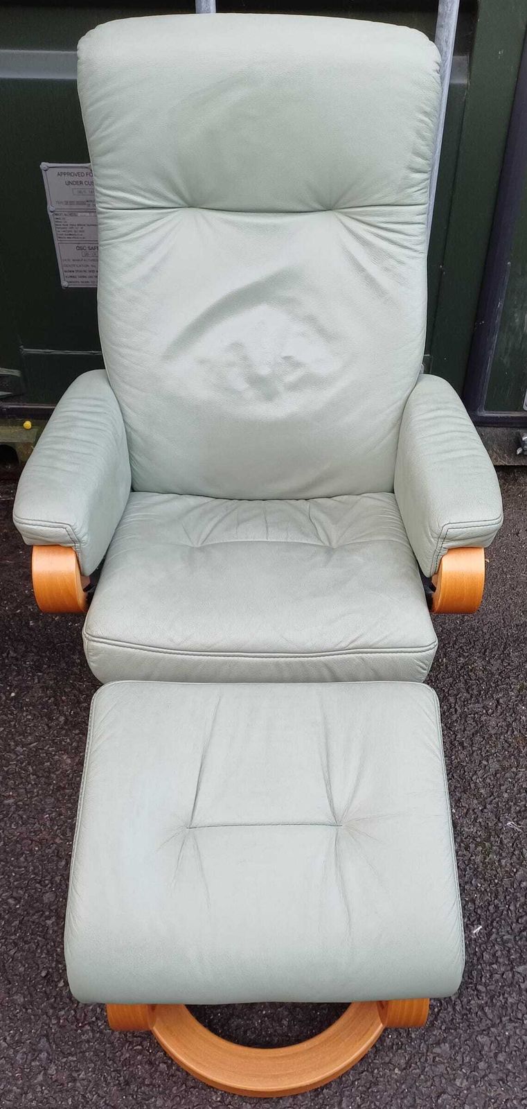 Himolla Green Leather Recliner Chair With Matching Footstool   Free Delivery Within 50 Miles, Further "At Cost"