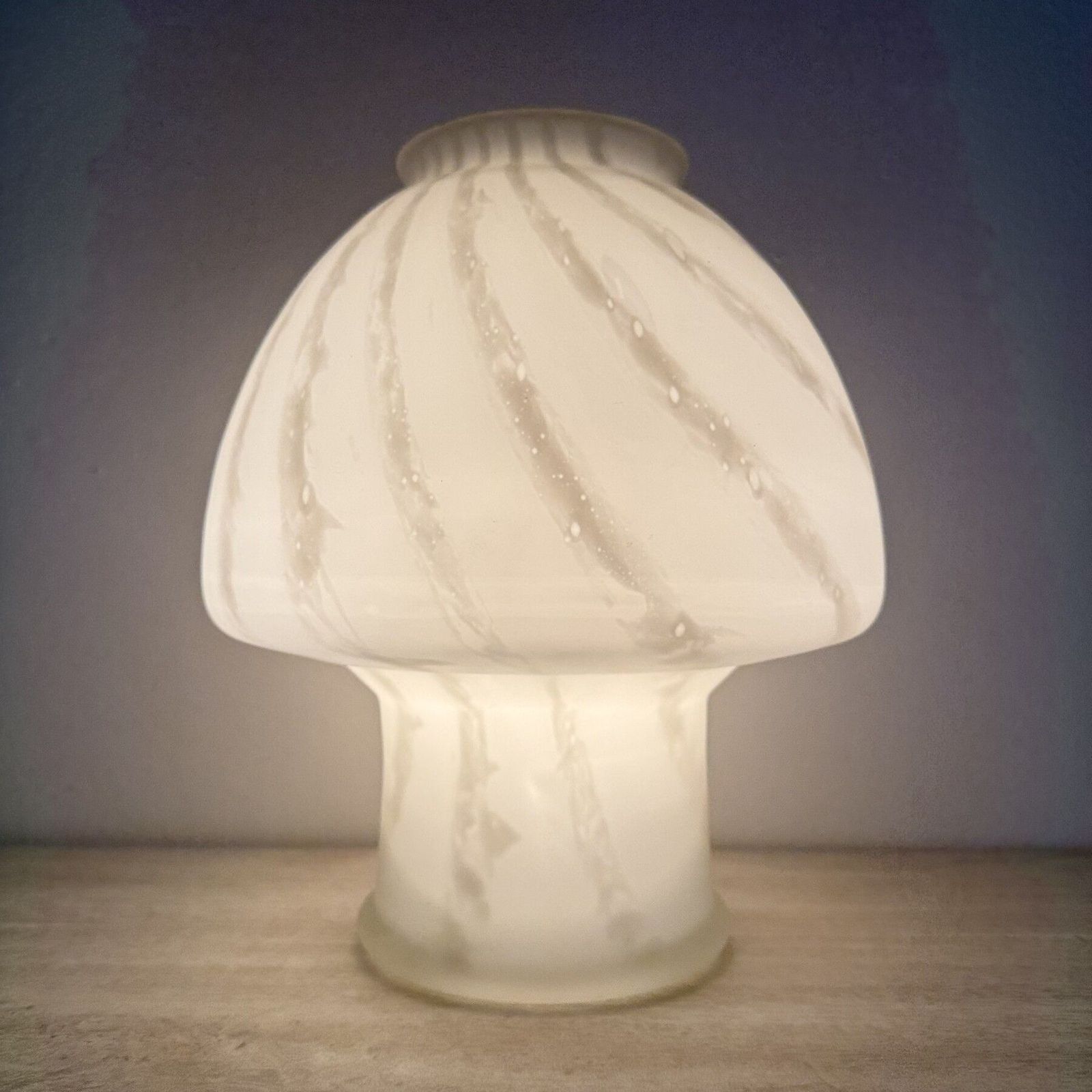 244.0 Mid Century Murano Glazen Paddenstoellamp, Jaren 1970 photo