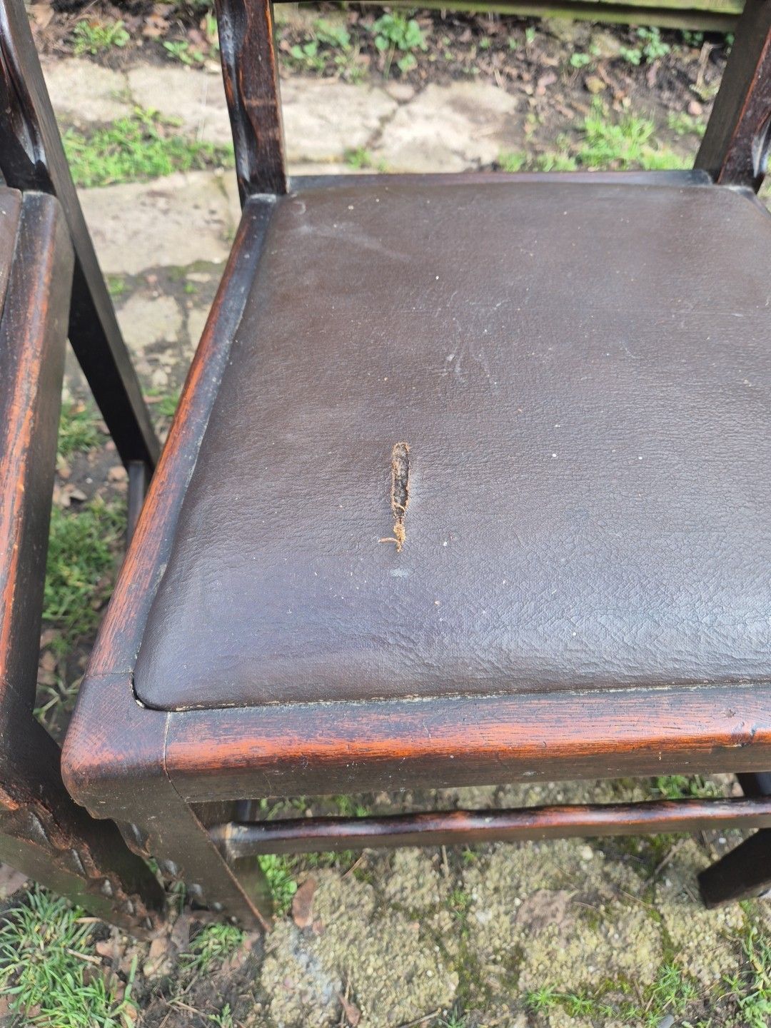 photo buy Set Of 6 Antique Oak Dining Chairs Including 2 Carvers