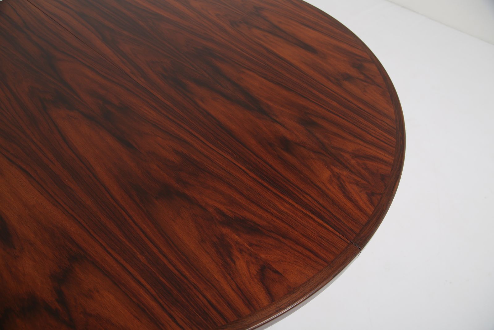 Gudme Møbelfabrik Oval Extending Dining Table: In Highly Figured Rosewood On Pedestal Base, Denmark, 1960s. photo for sale