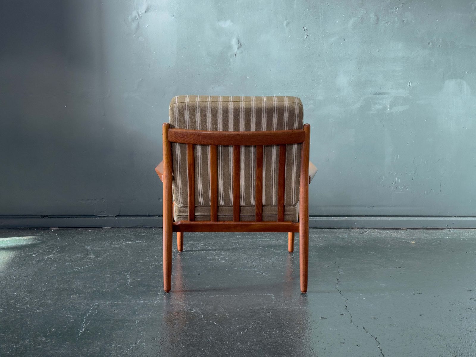 Gm5 Model Armchair By Svend Aage Eriksen For Glostrup photo vintage